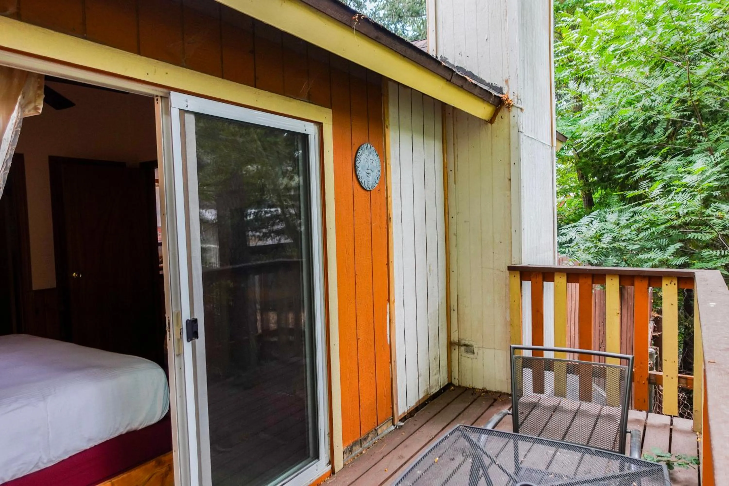 Sleepy Hollow Cabins and Hotel