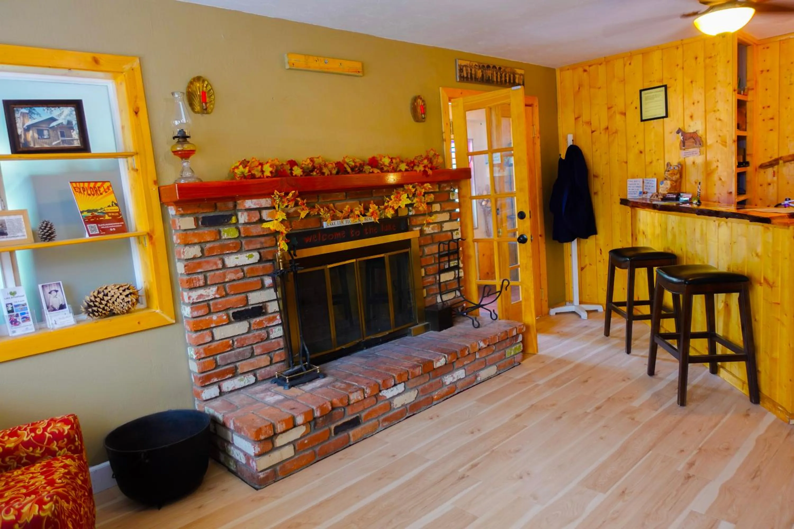 Sleepy Hollow Cabins and Hotel