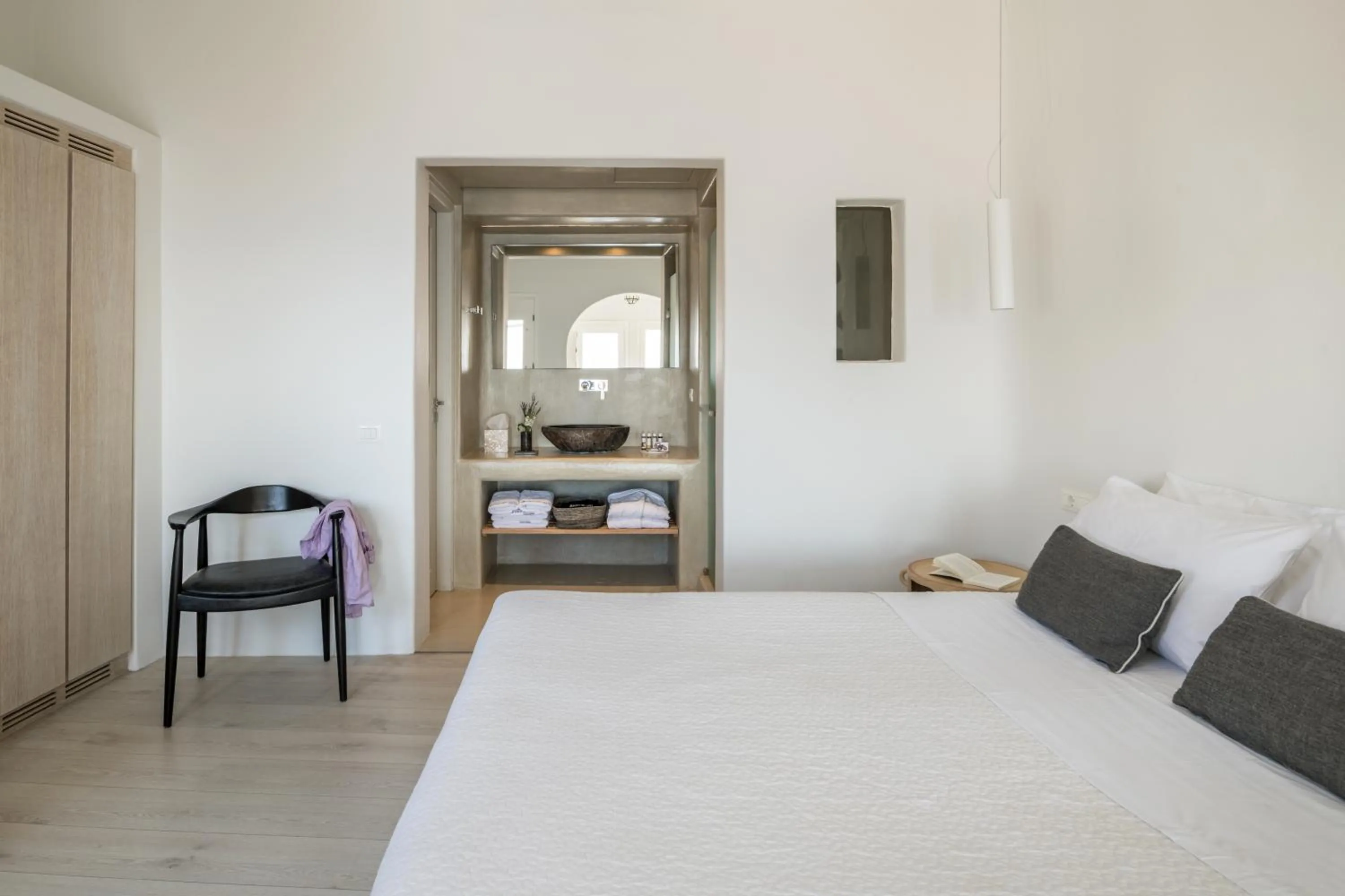 Bed in Porto Fira Suites