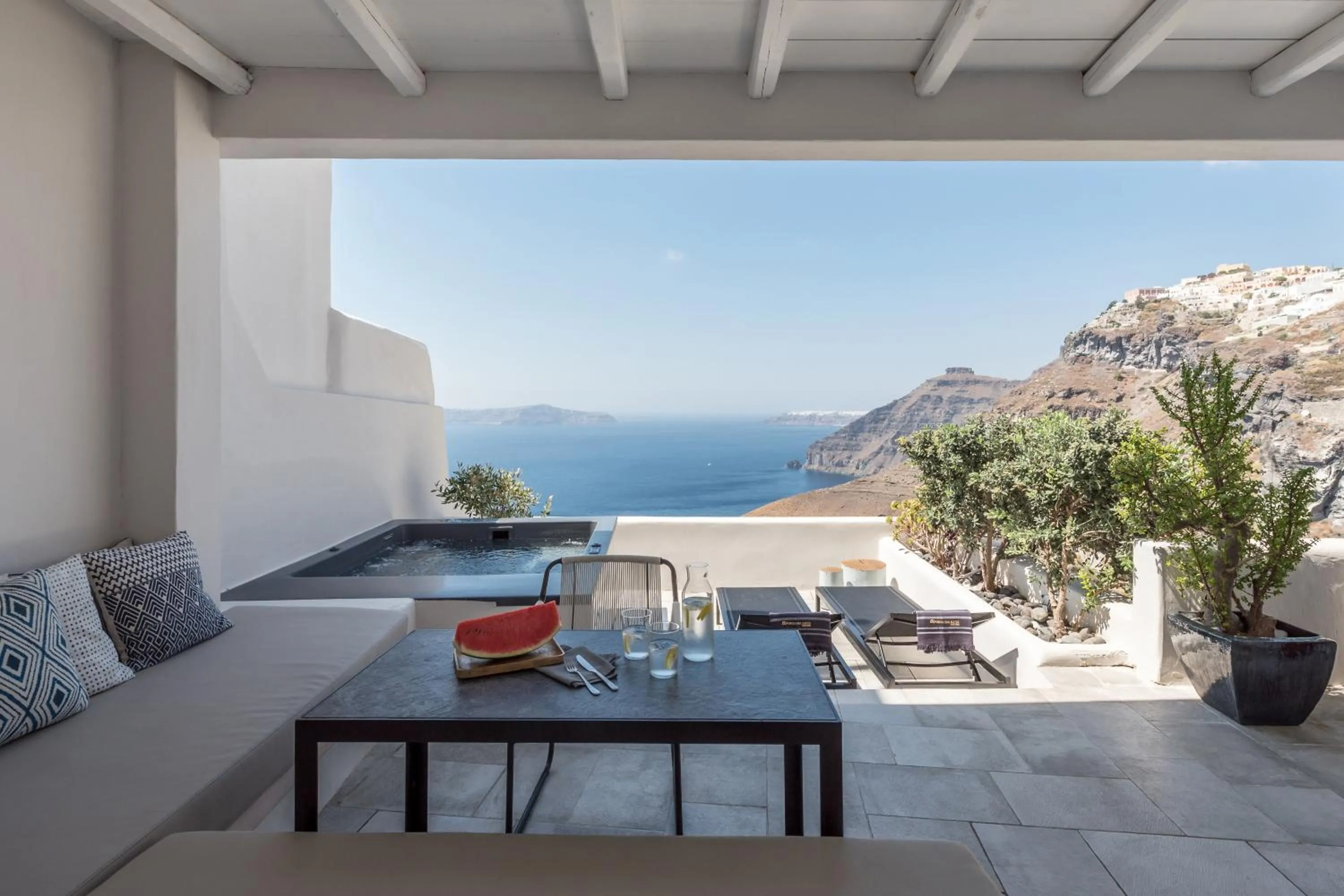 Hot Tub in Porto Fira Suites