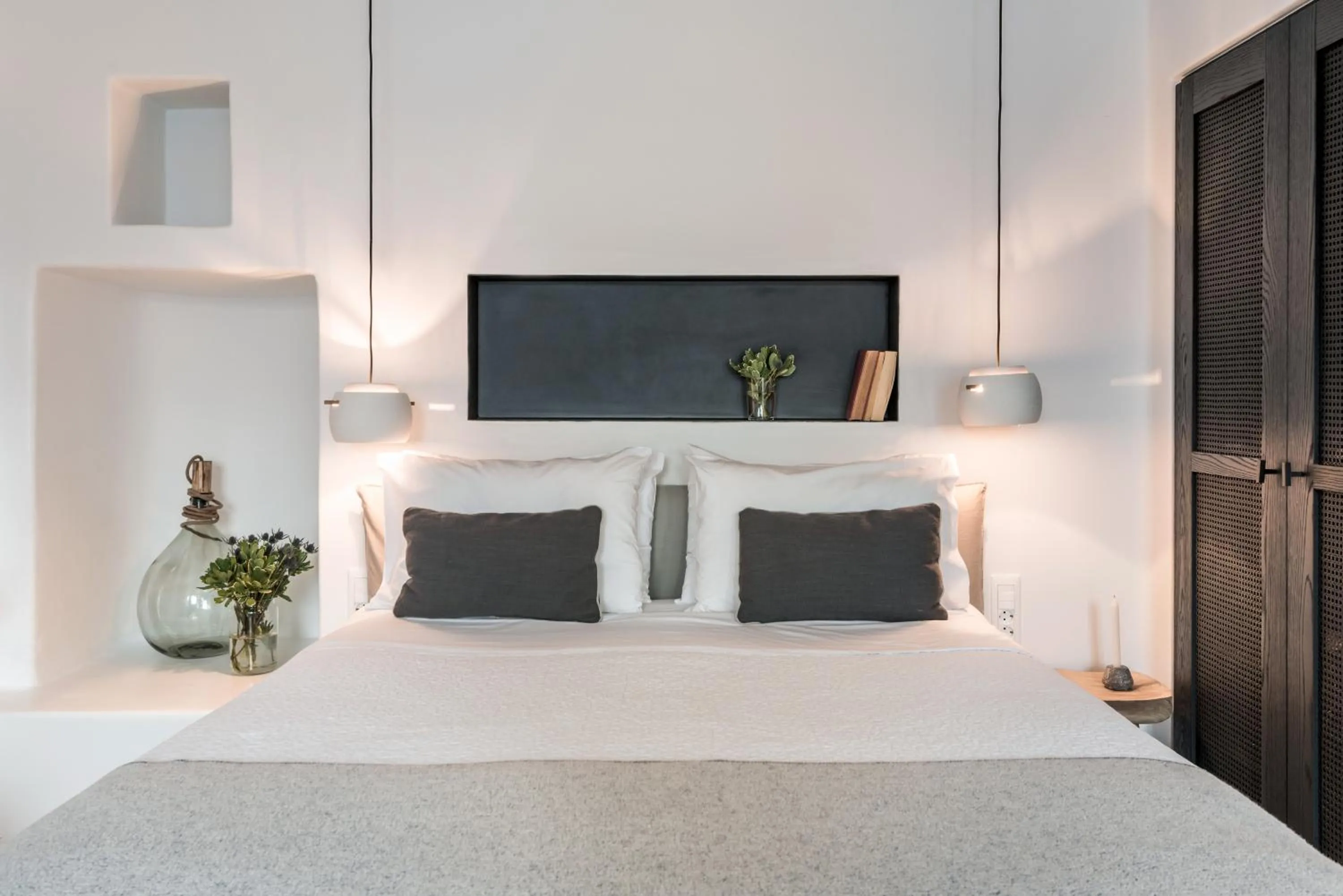 Bed in Porto Fira Suites