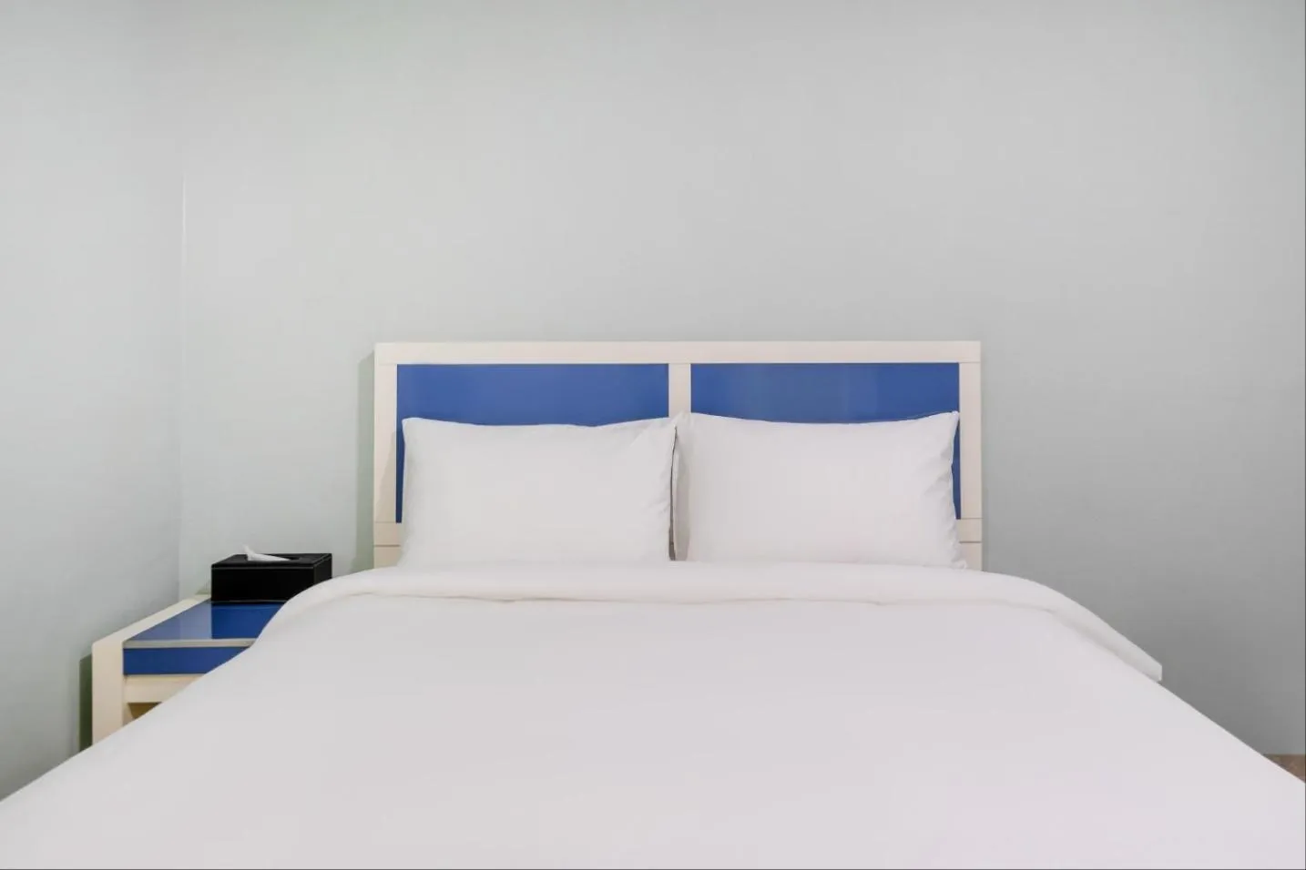 Bed in Taean Manripo Feel Hotel