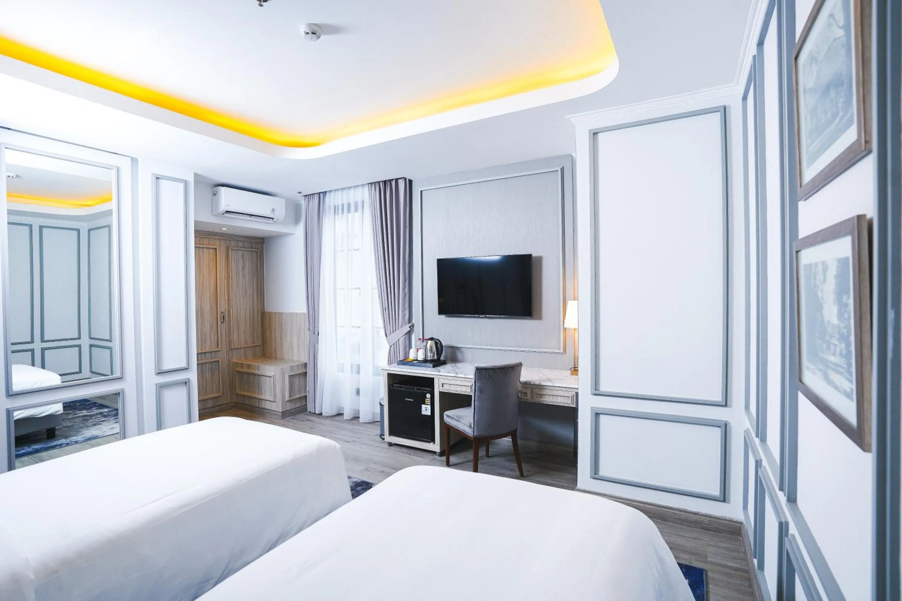 Bed in De Bijou Boutique Hotel Yogyakarta