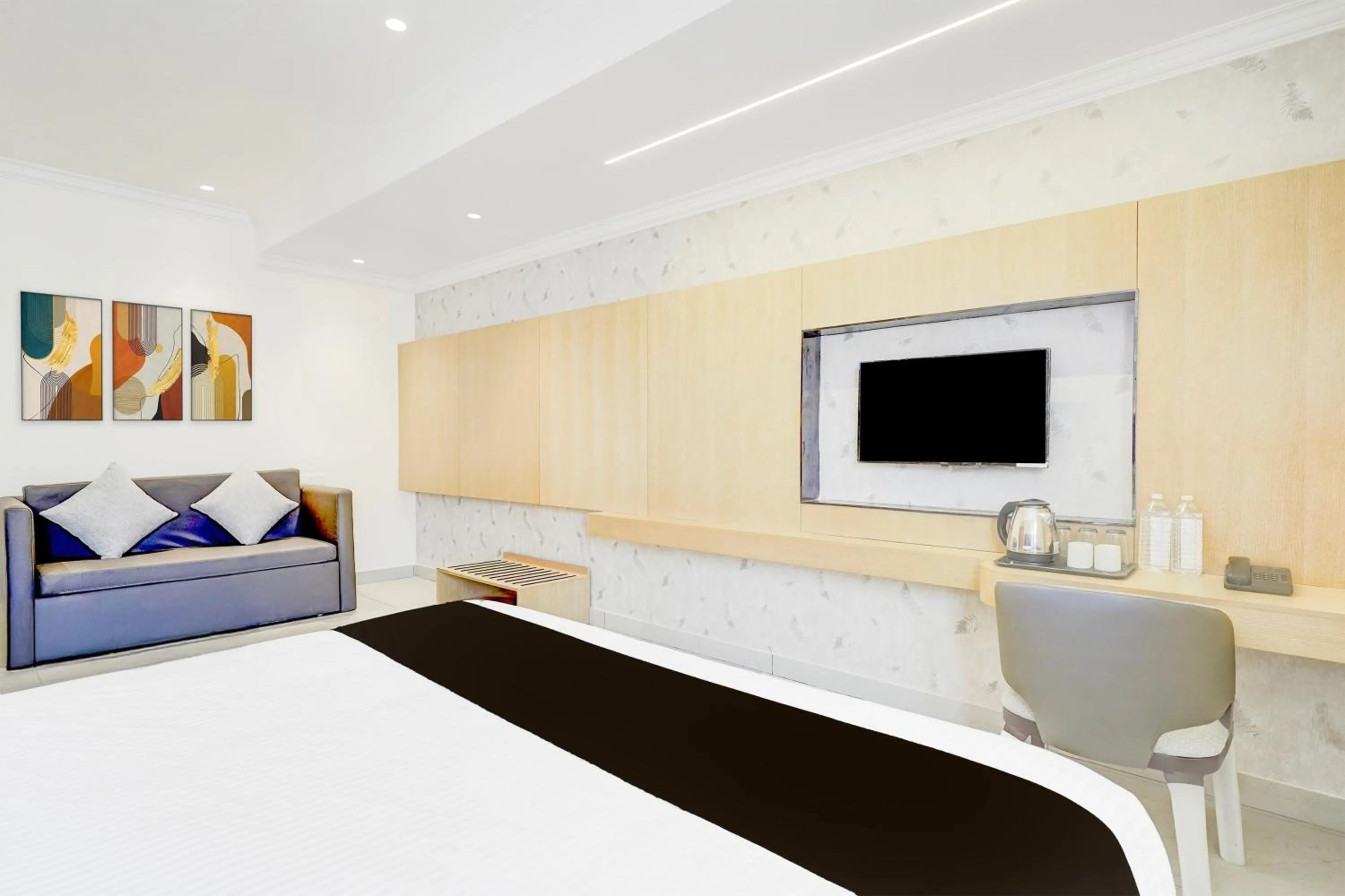 Bedroom, Bed in Super Townhouse Oak AECS Layout Brookfield