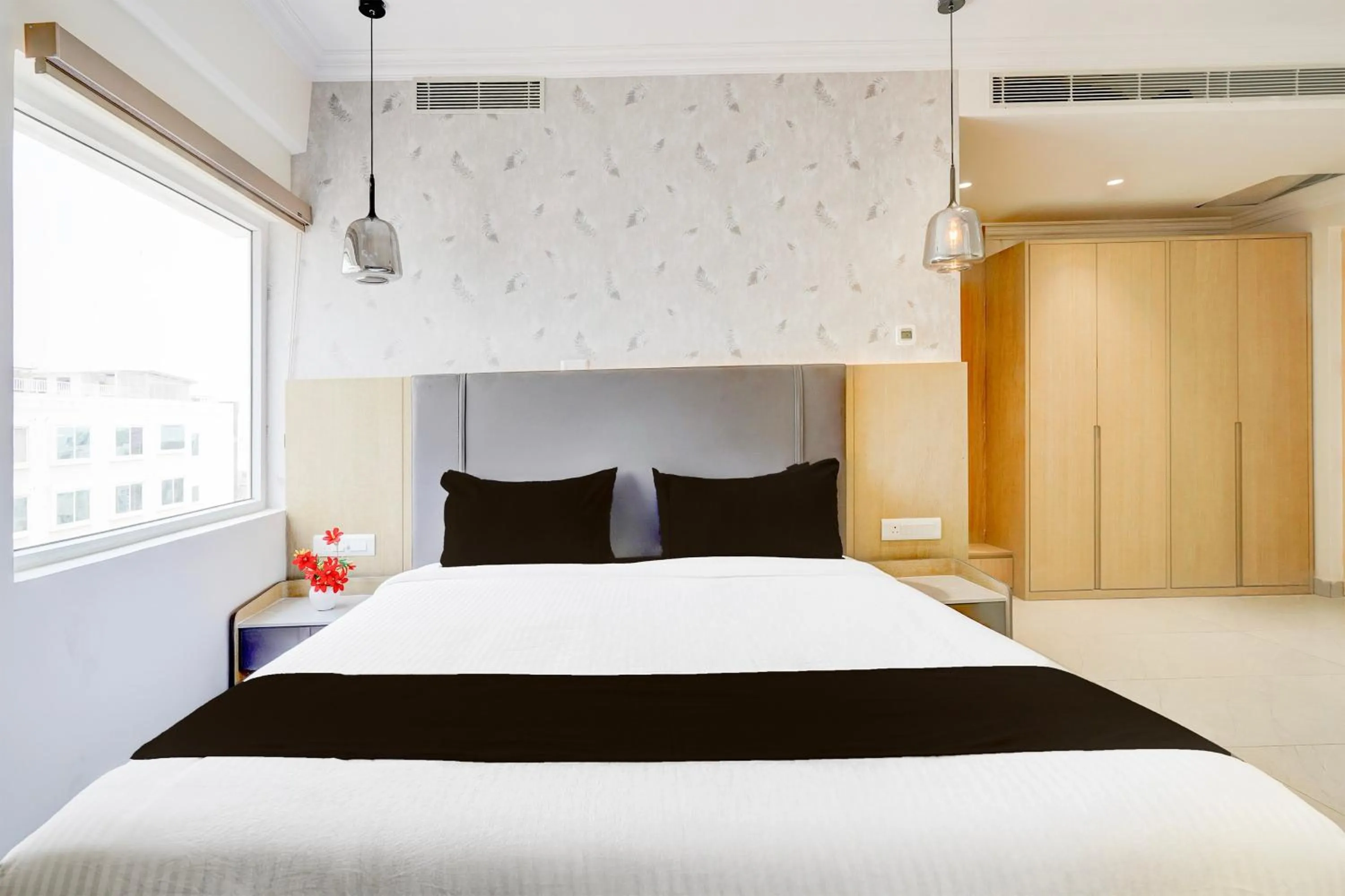 Bedroom, Bed in Super Townhouse Oak AECS Layout Brookfield
