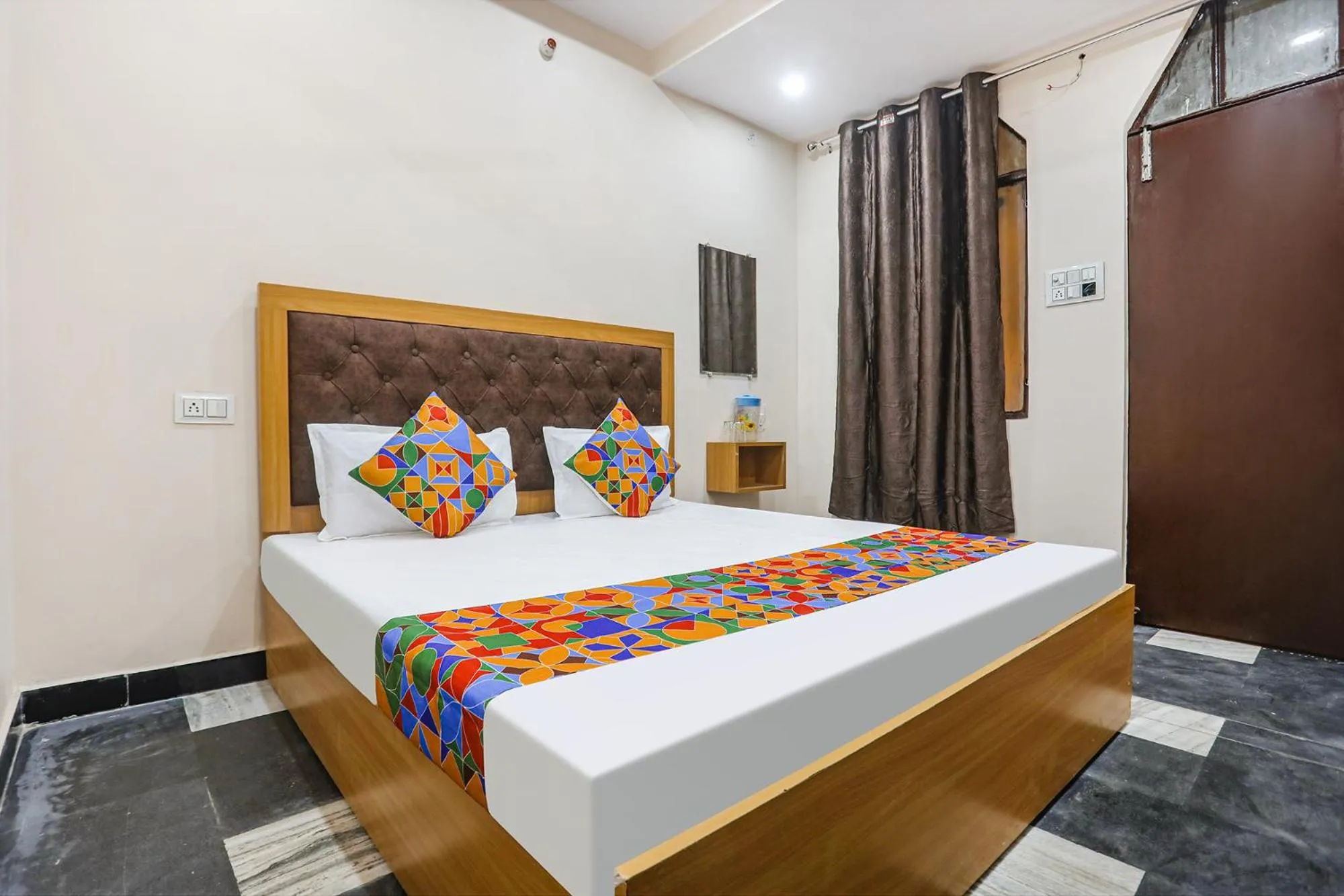 Via Standard Inn