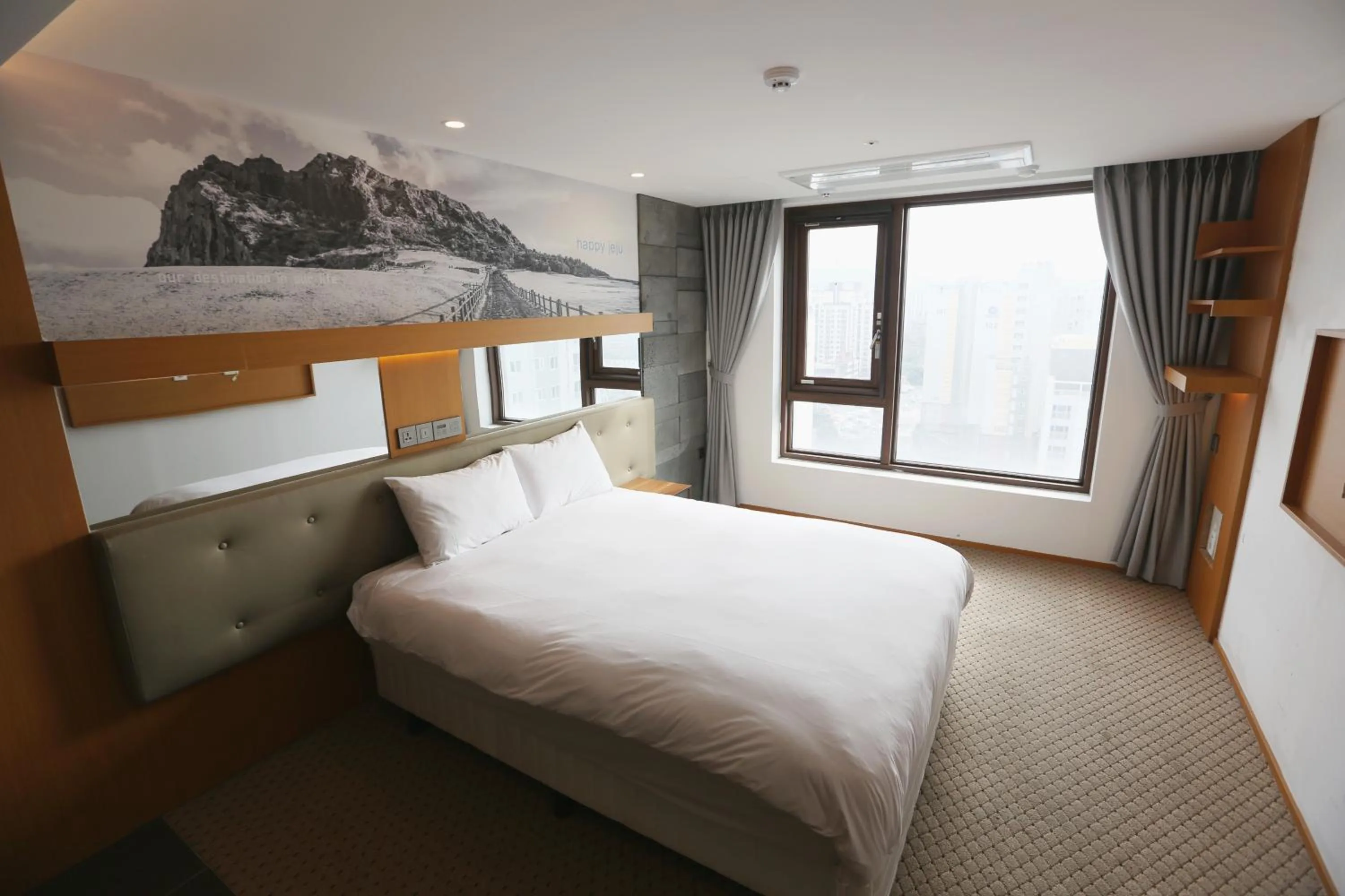 Bed in Asia Hotel Jeju