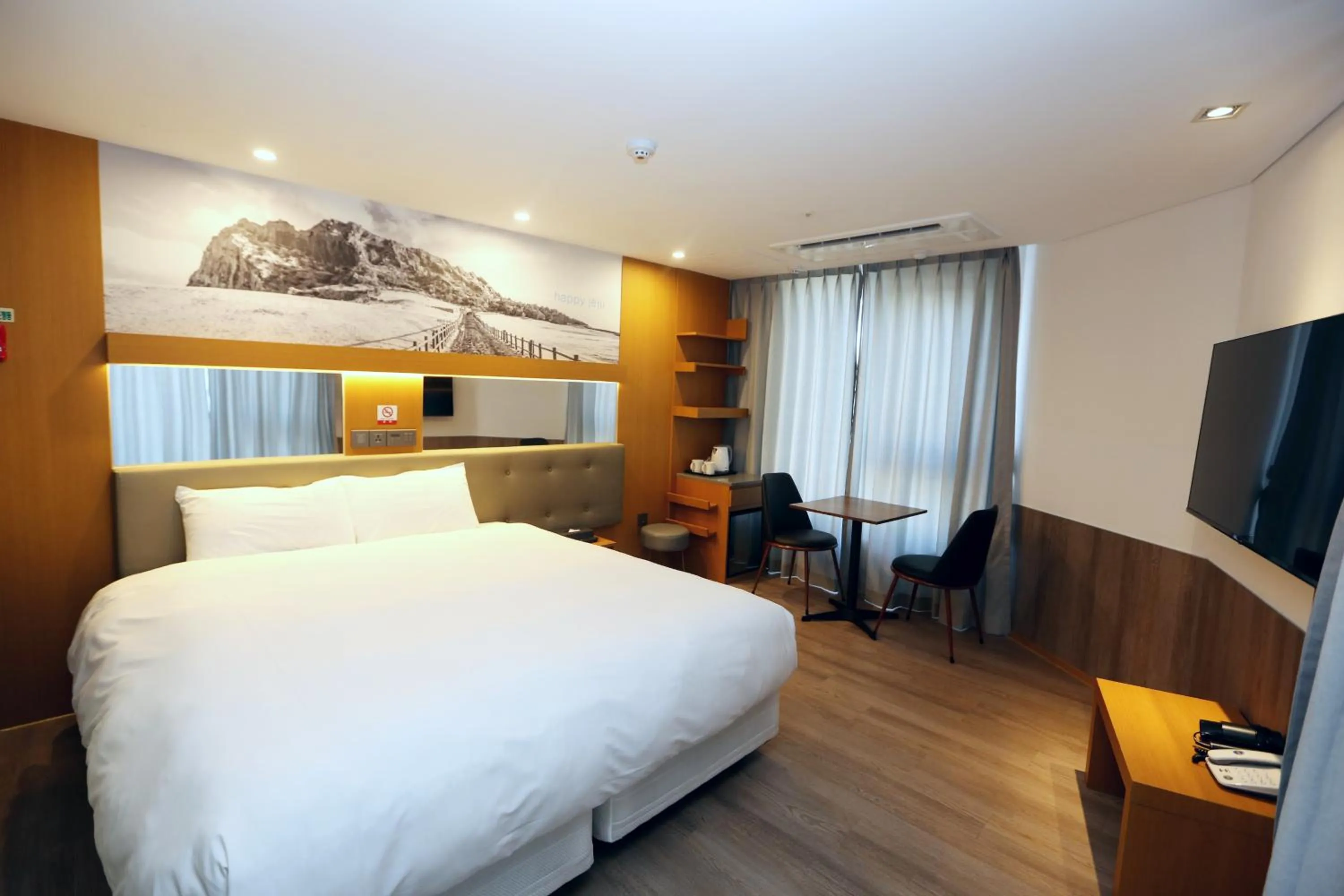 Bed in Asia Hotel Jeju