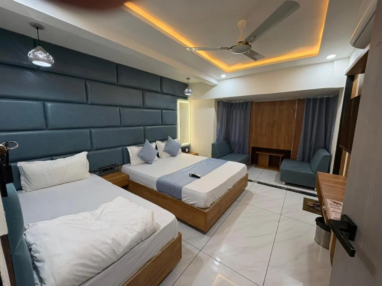Bed in Hotel Skyland