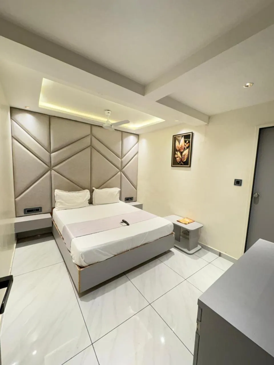 Bed in Hotel Skyland