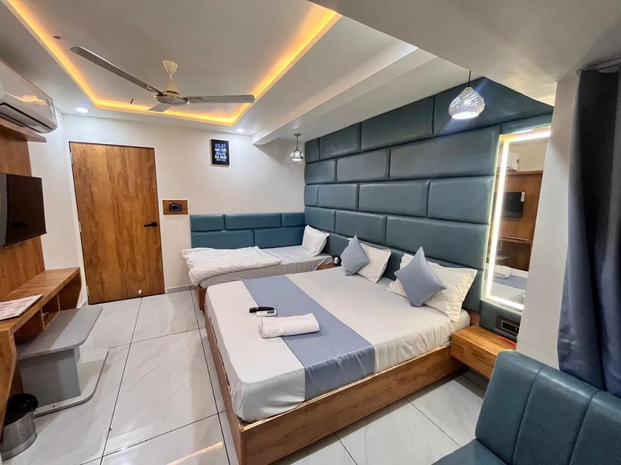 Bed in Hotel Skyland