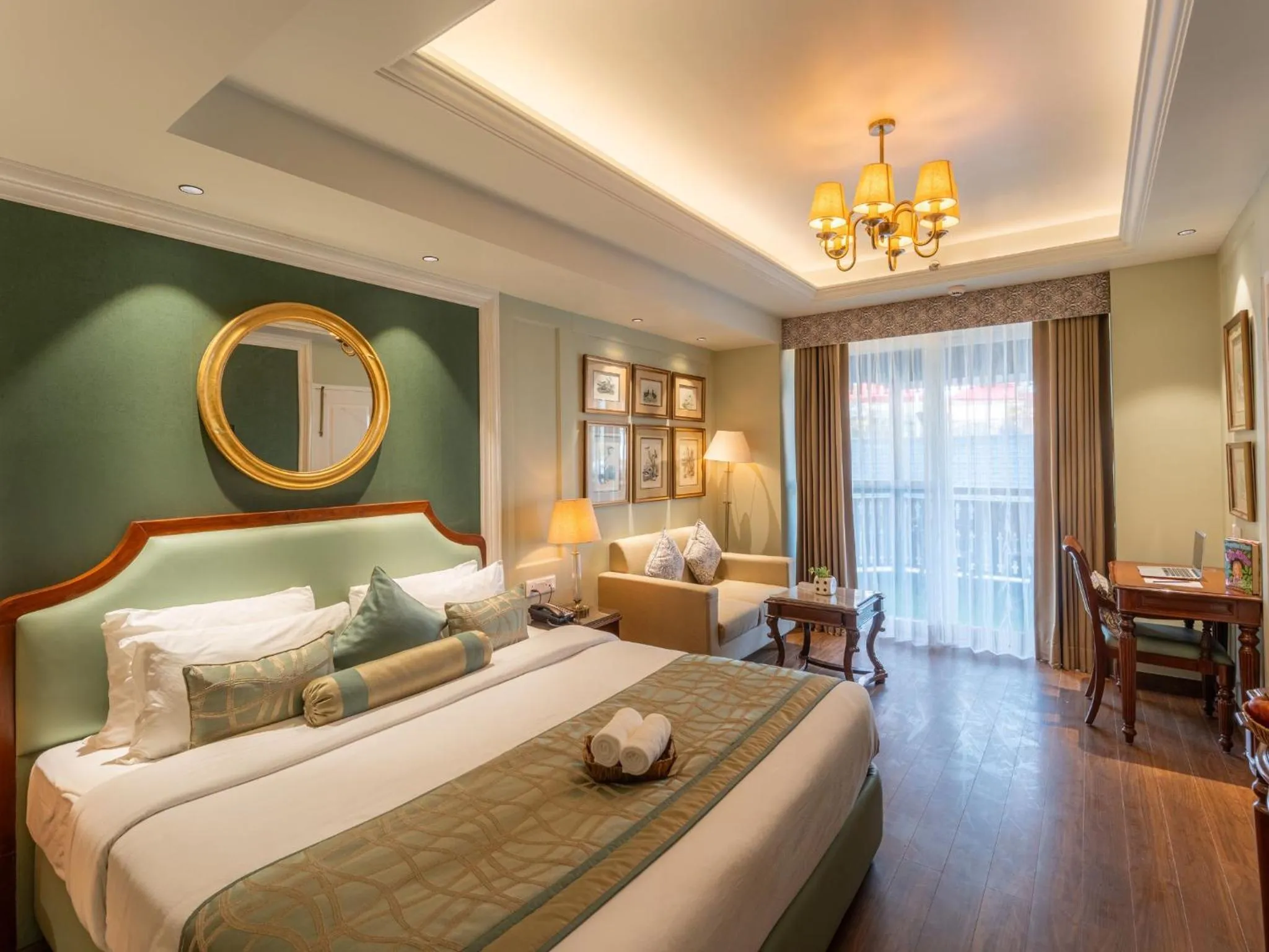 Living room, Bed in Moustache Mussoorie