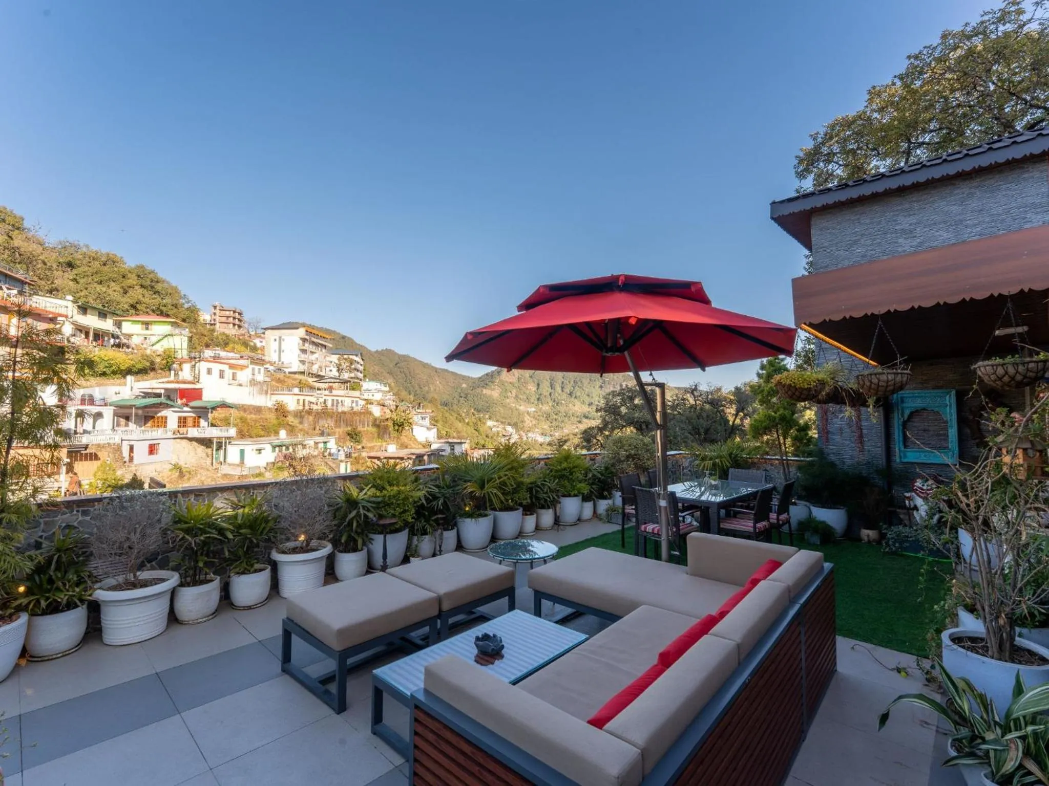 Seating area in Moustache Mussoorie