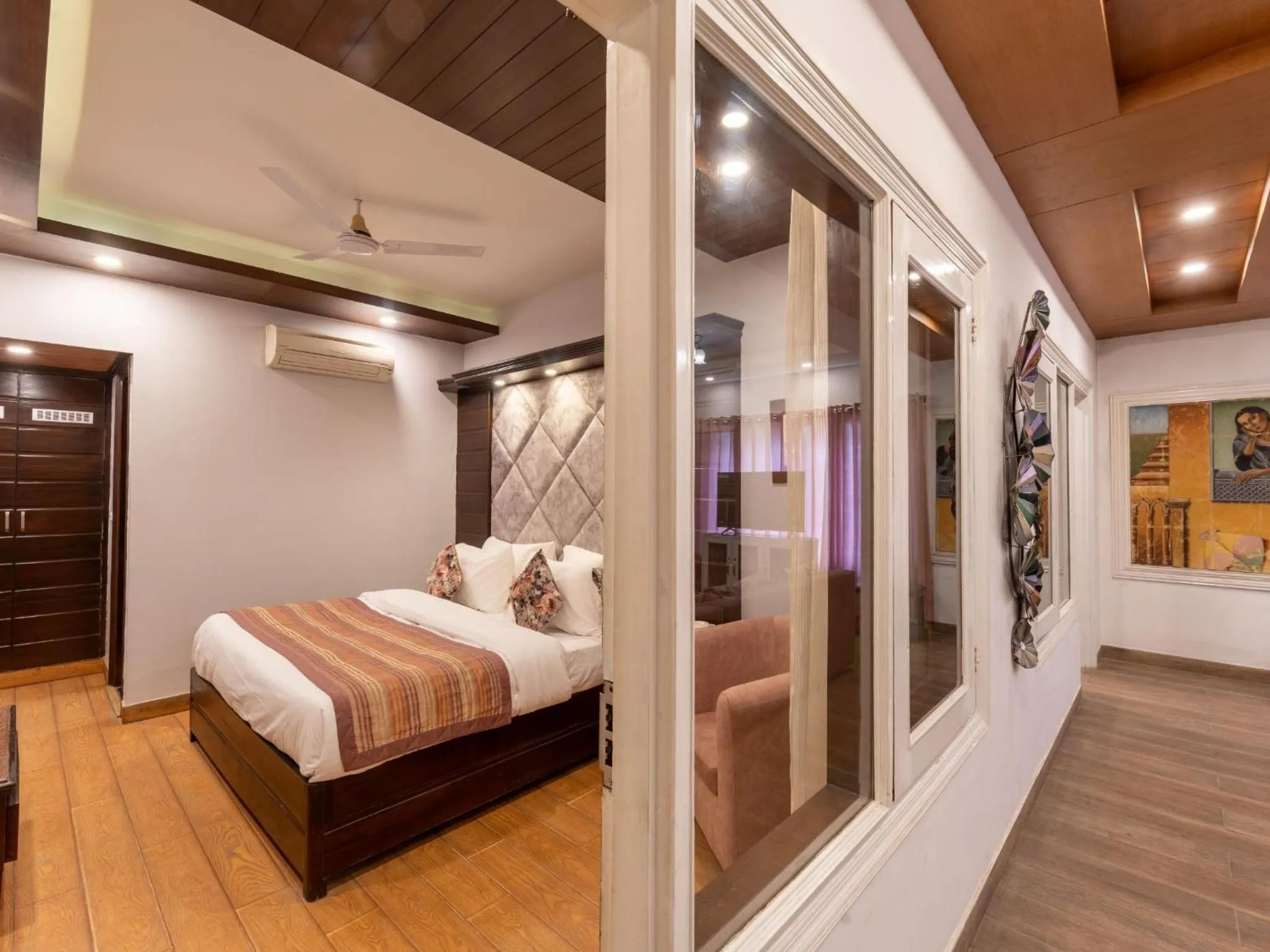 Bedroom, Bed in Moustache Mussoorie