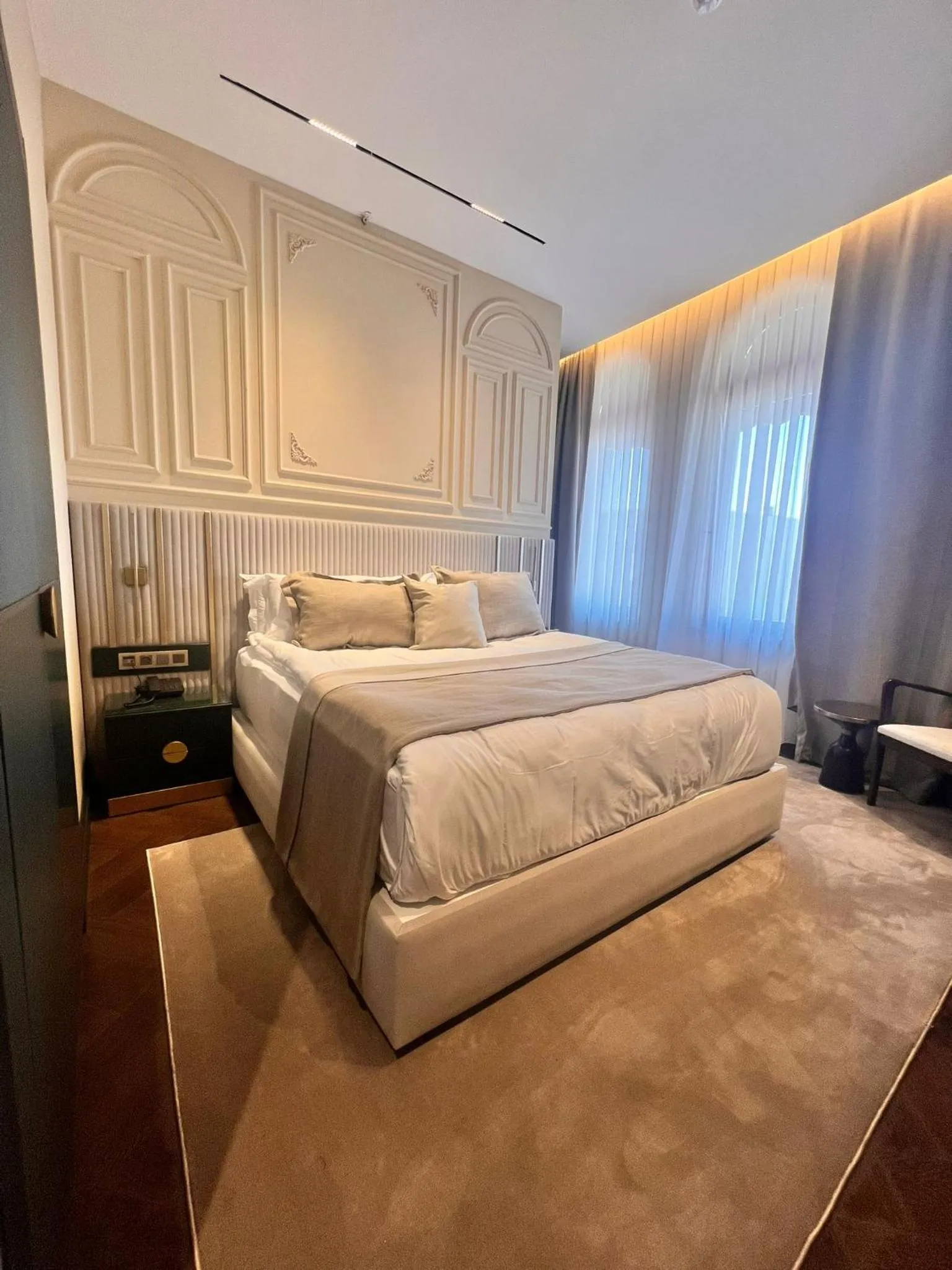 Bedroom in Sur Royal's Hotel