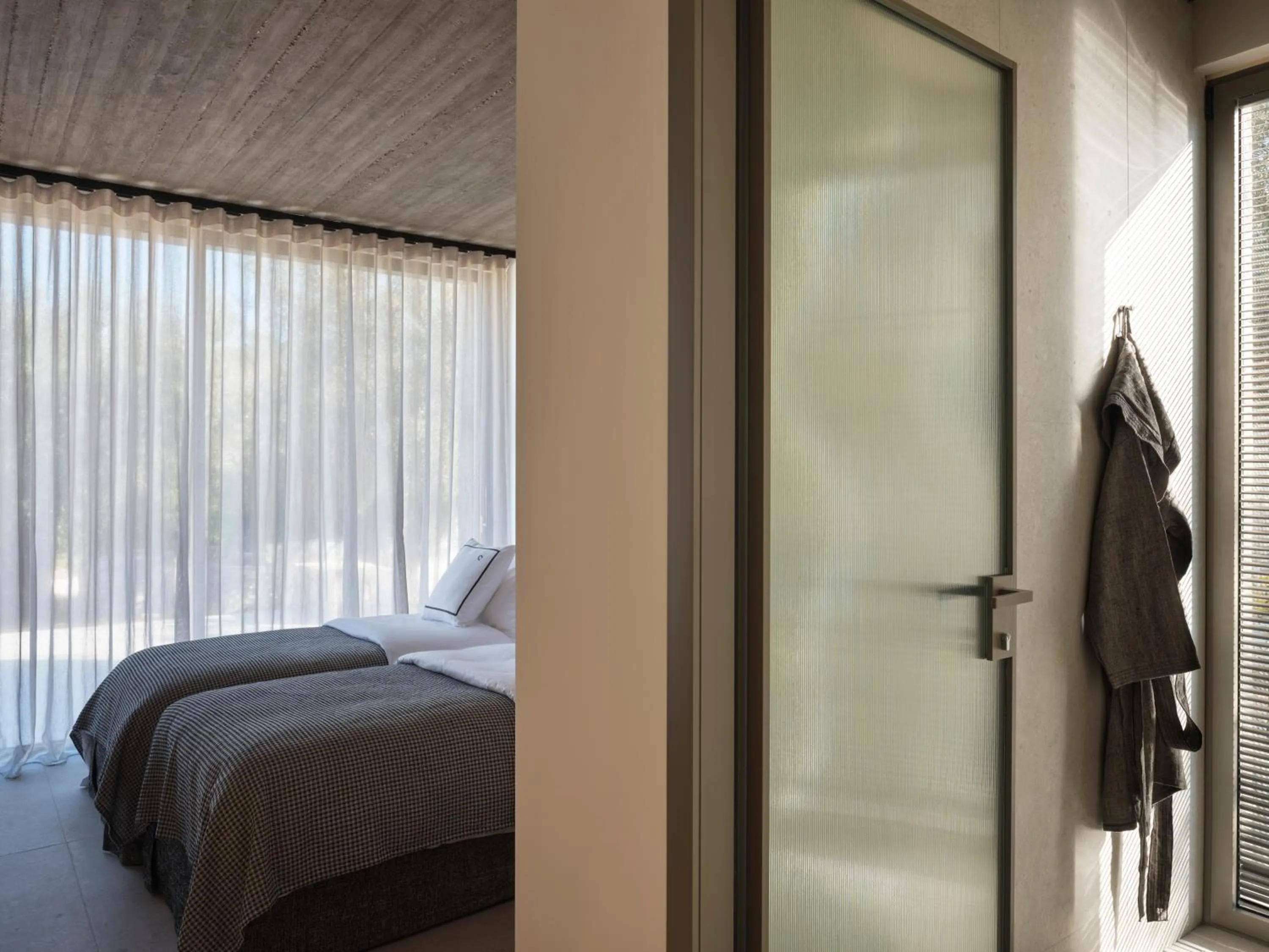 Majestic 2-Bedroom Villa with Private Heated Pool in Noero Villas Lefkada