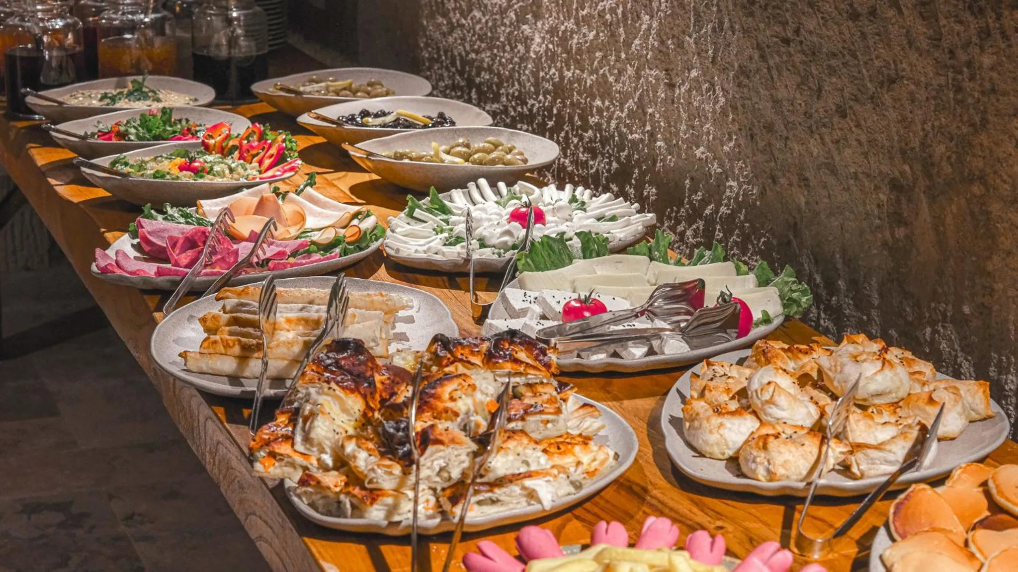 Food and drinks in Logos Cave Cappadocia - Adults Only