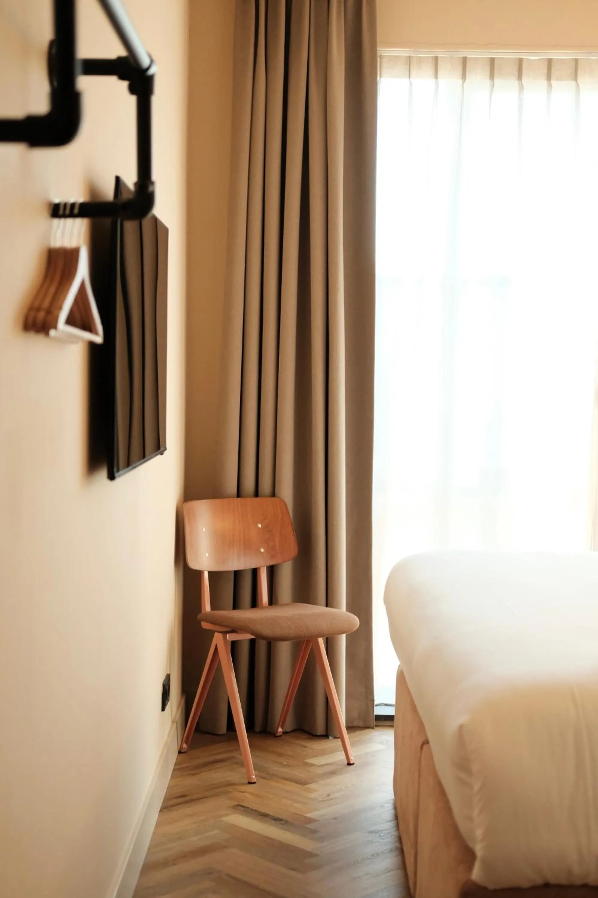 Bed in Metzlr House