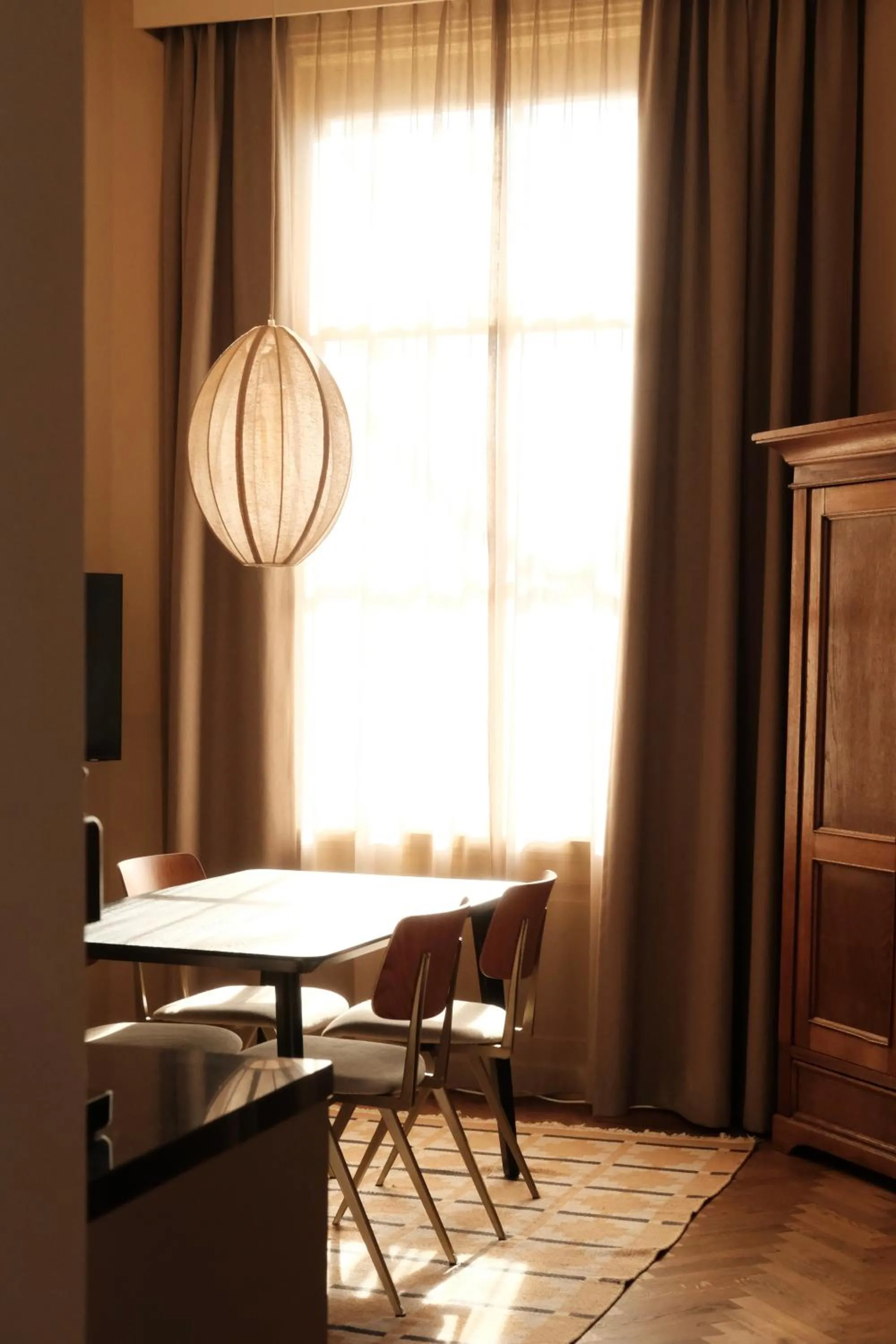 Dining area in Metzlr House