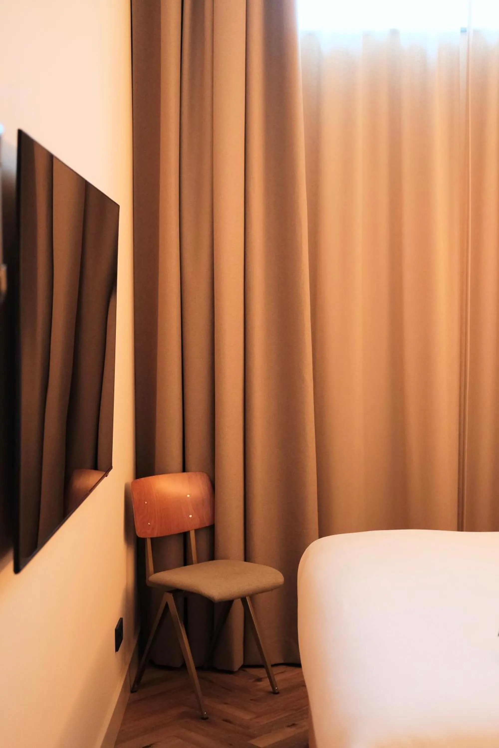 Bed in Metzlr House