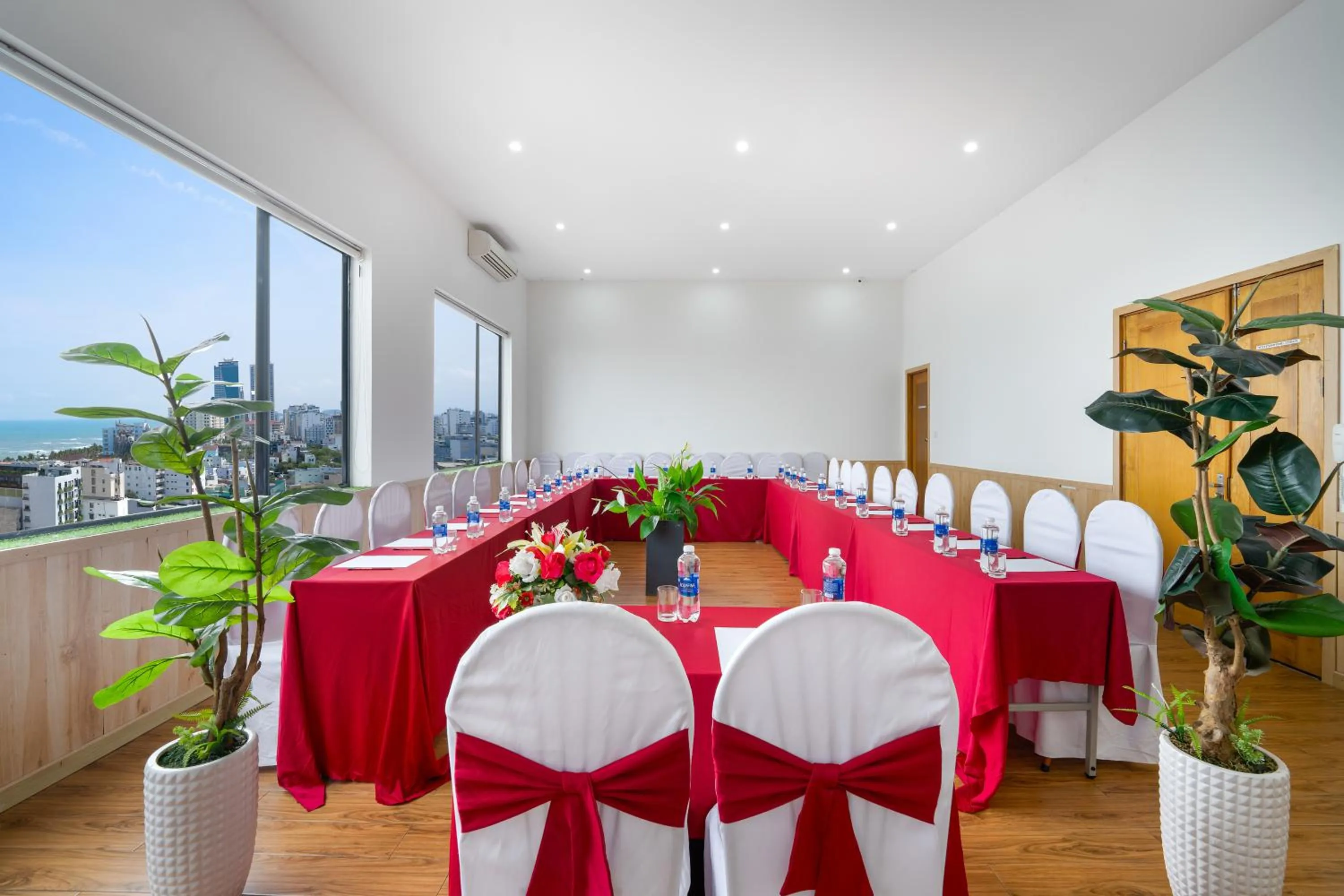 Banquet/Function facilities in KOVA Diamond Hotel Da Nang