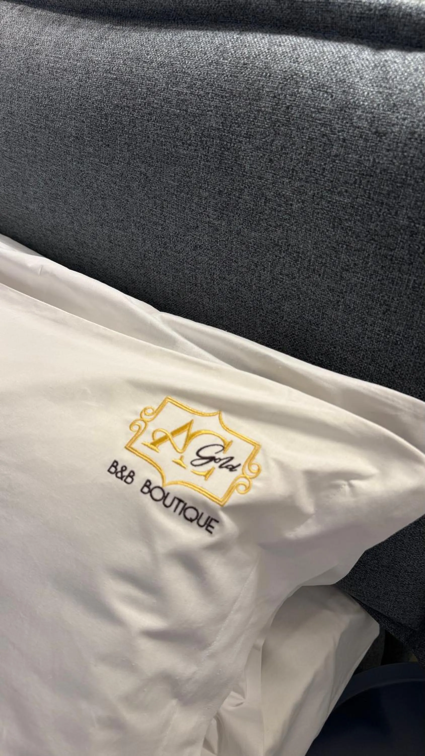 Bed in AC GOLD B&B Boutique Rooms & Suite