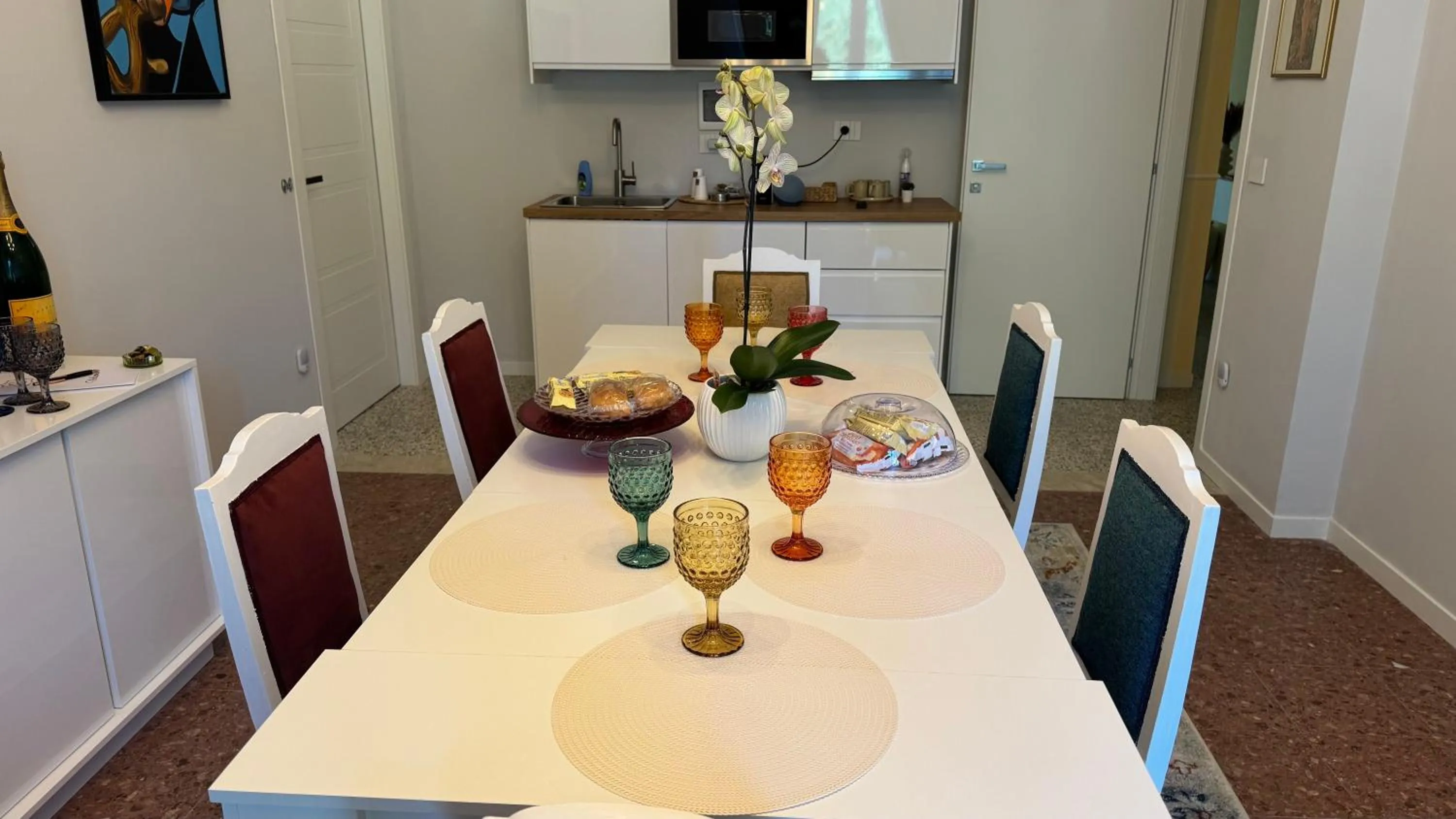 Food and drinks in AC GOLD B&B Boutique Rooms & Suite