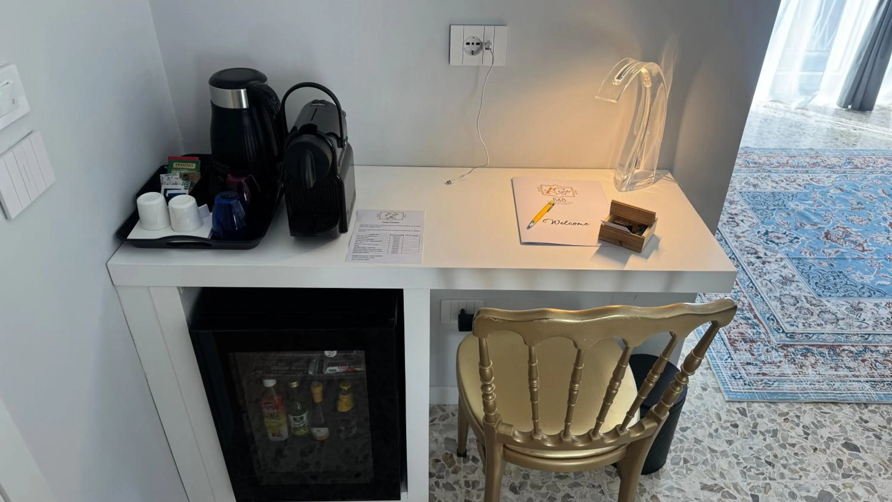 Coffee/tea facilities in AC GOLD B&B Boutique Rooms & Suite