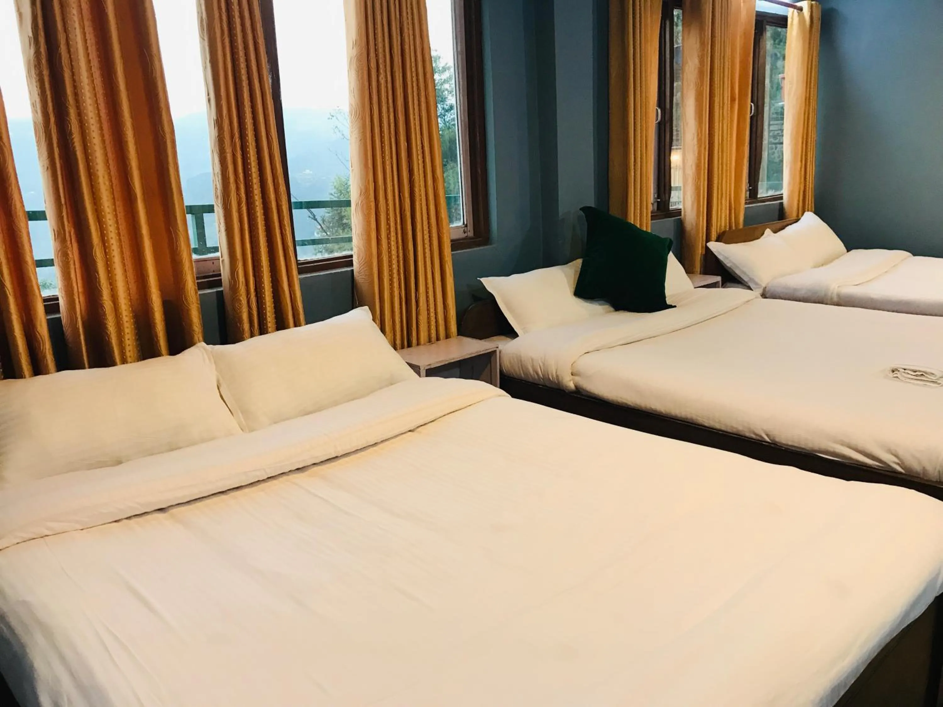 Classic Triple Room in Mita Hotel - Land of Himalayas