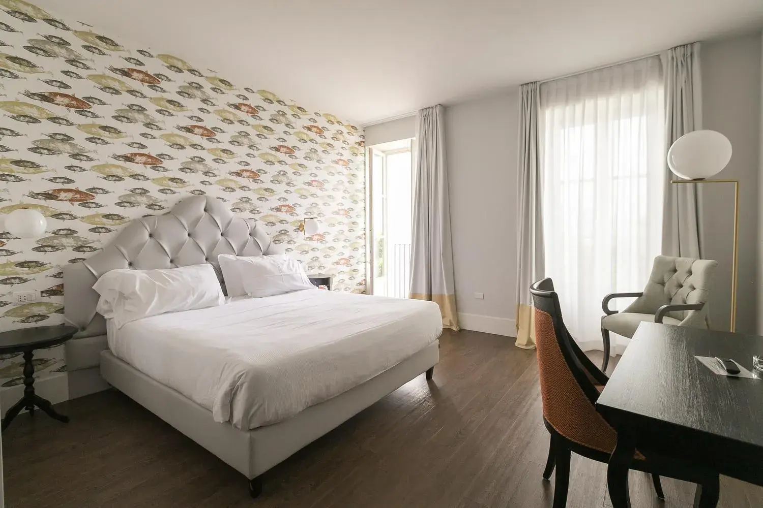 Deluxe Double or Twin Room with Balcony and Lake View in Belvedere Deluxe Double or Twin Room with Balcony and Lake View in Belvedere