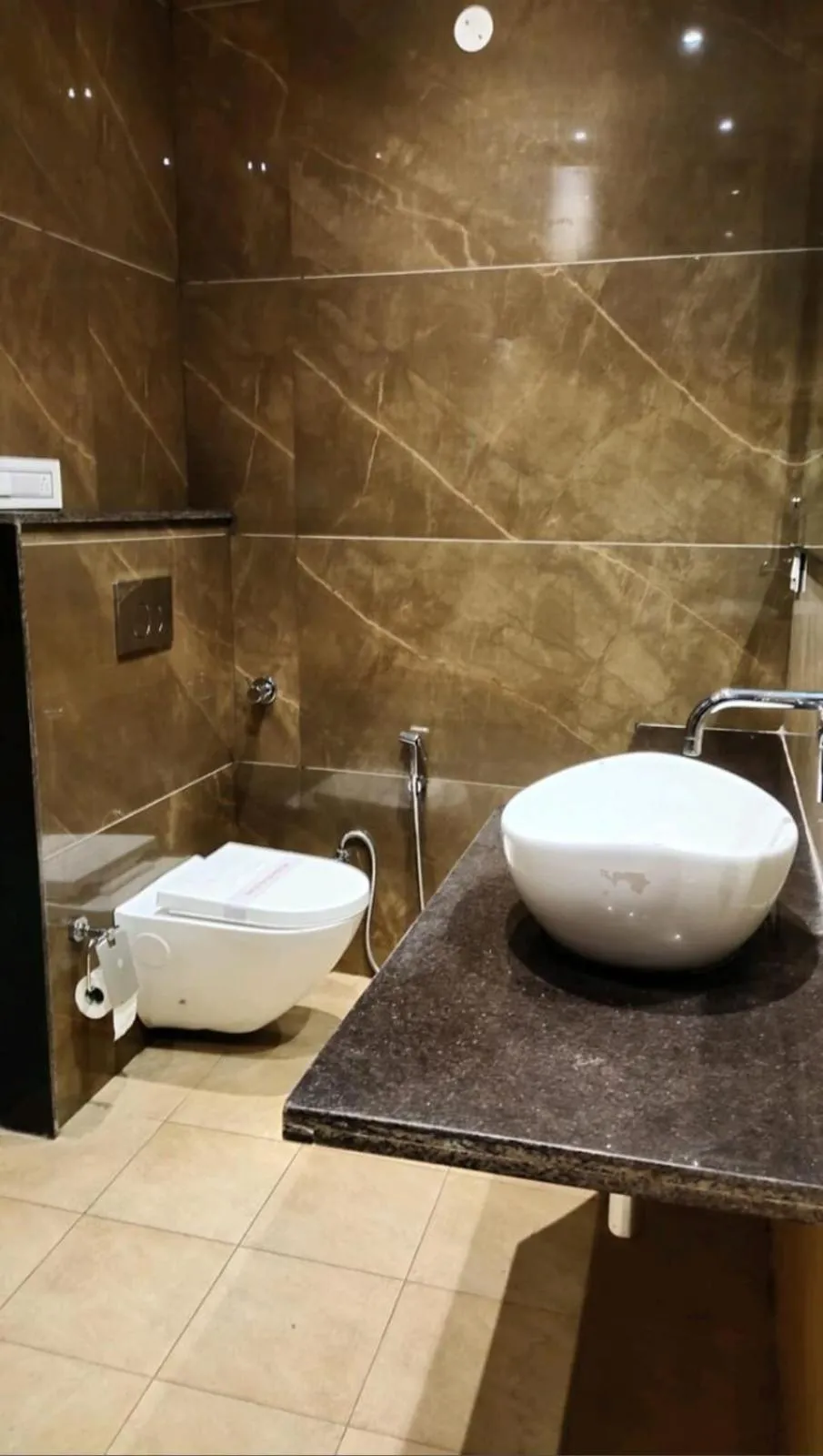 hotel pearl wood