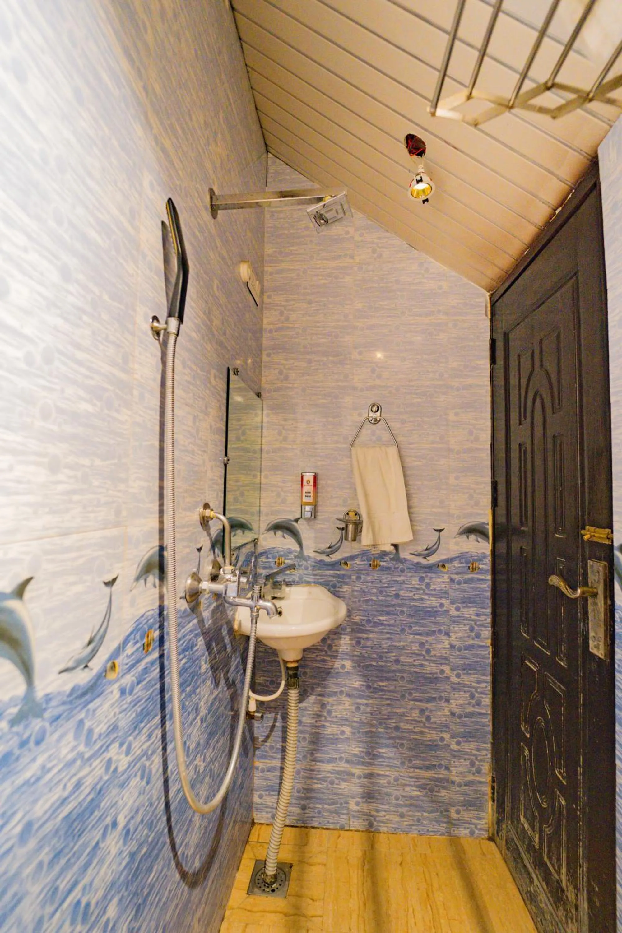 Shiv Rudraksh Resort, Near Assi Ghat