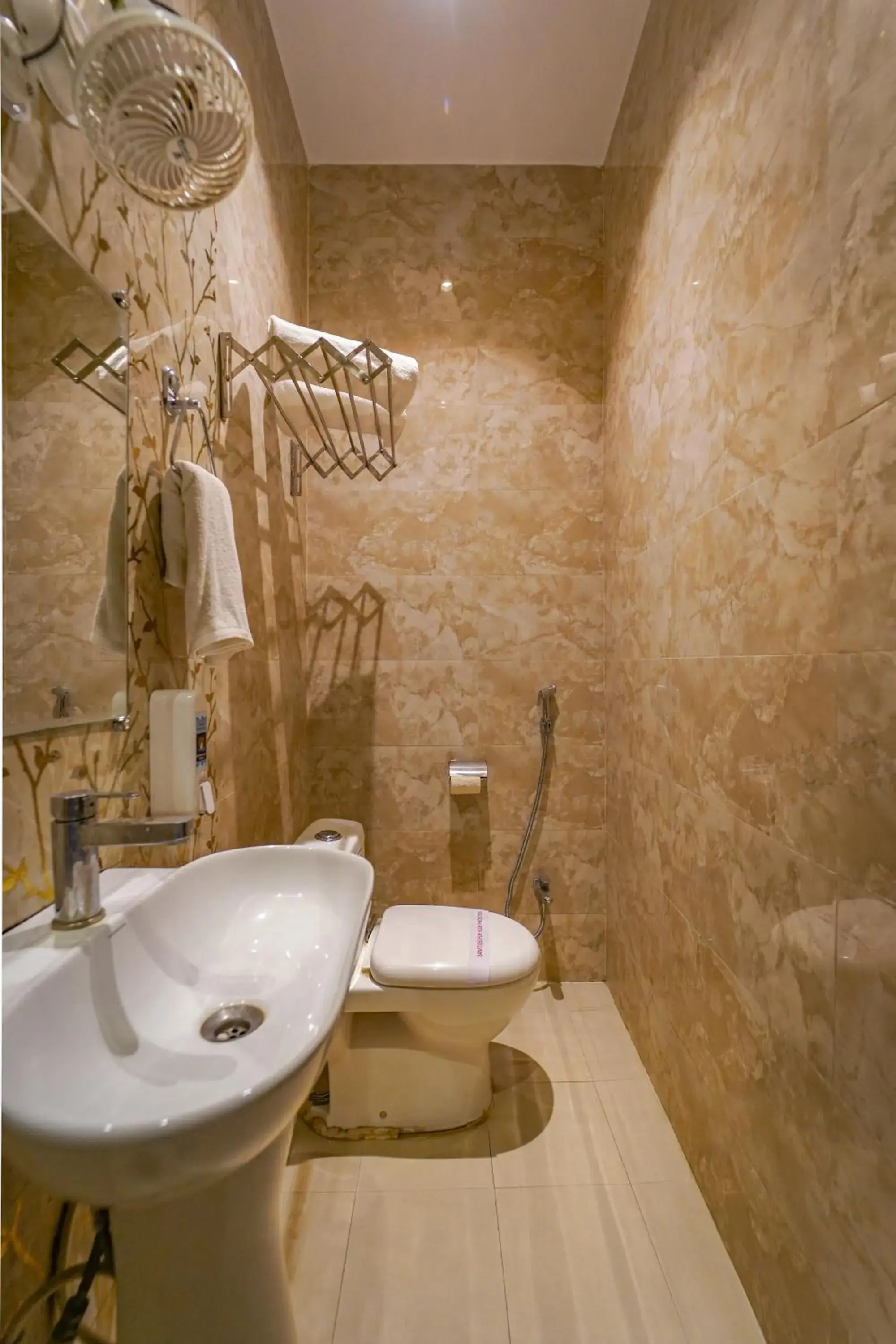 Suite in Shiv Rudraksh Resort, Near Assi Ghat Suite in Shiv Rudraksh Resort, Near Assi Ghat