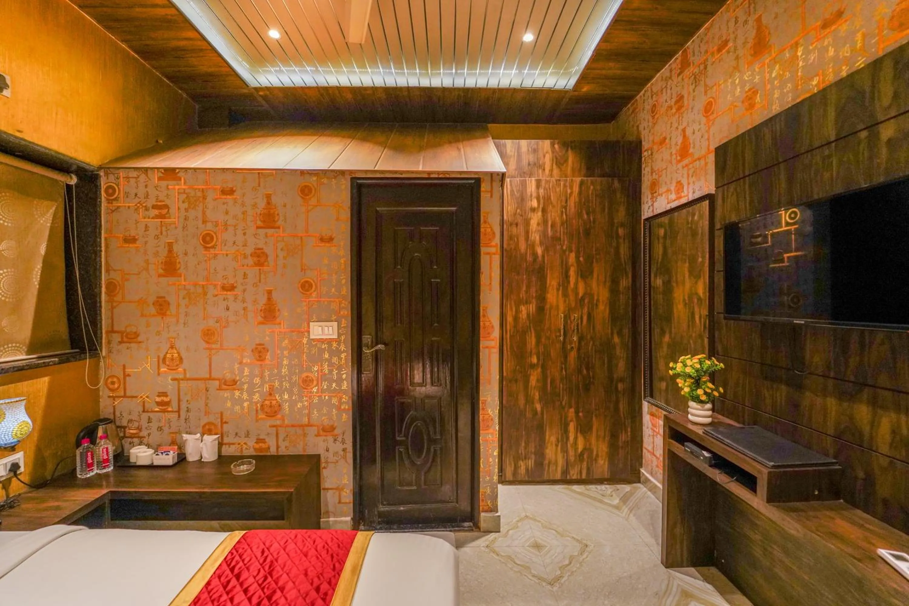 Bed in Shiv Rudraksh Resort, Near Assi Ghat