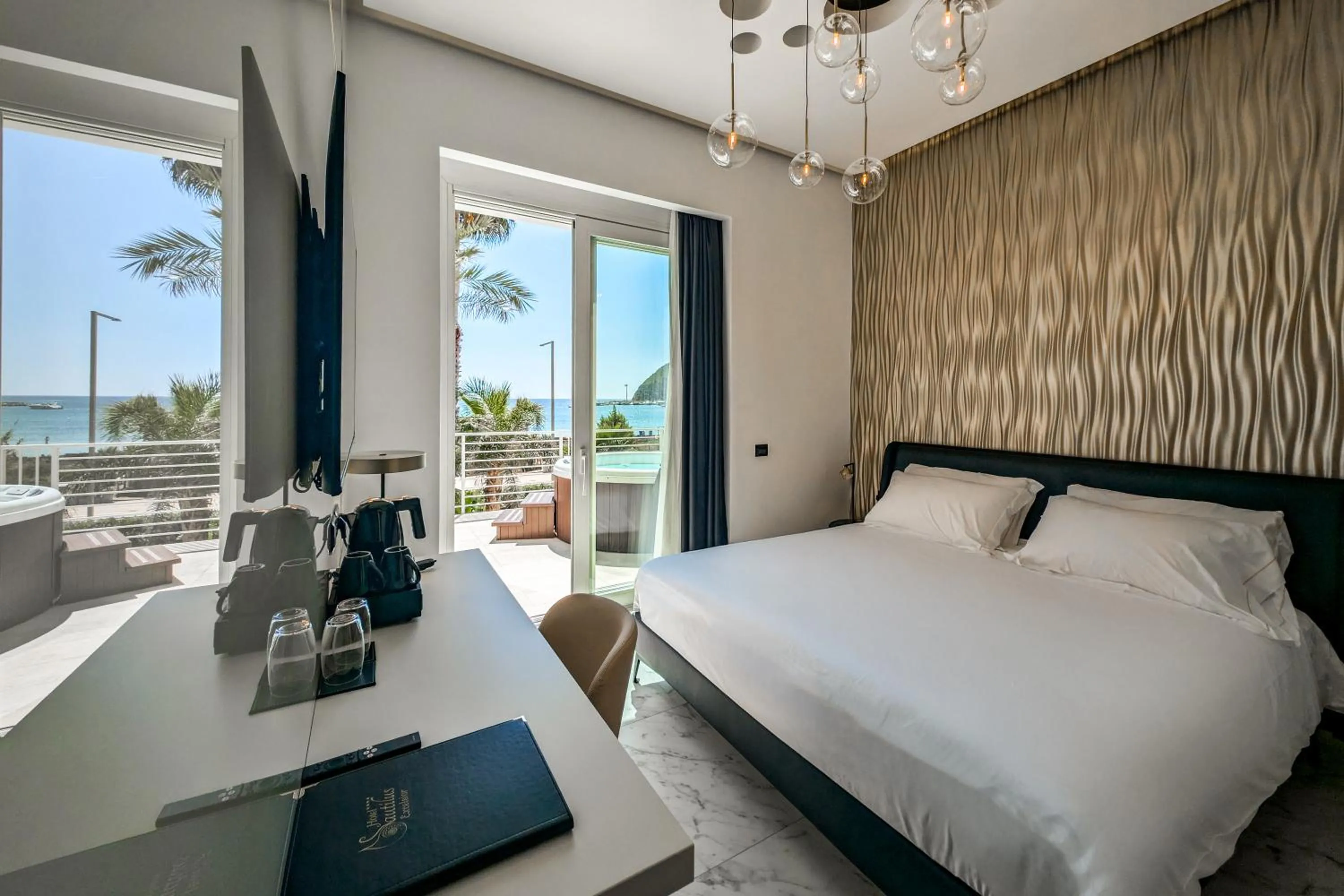 Bed in Hotel Nautilus Excelsior - Adults Only