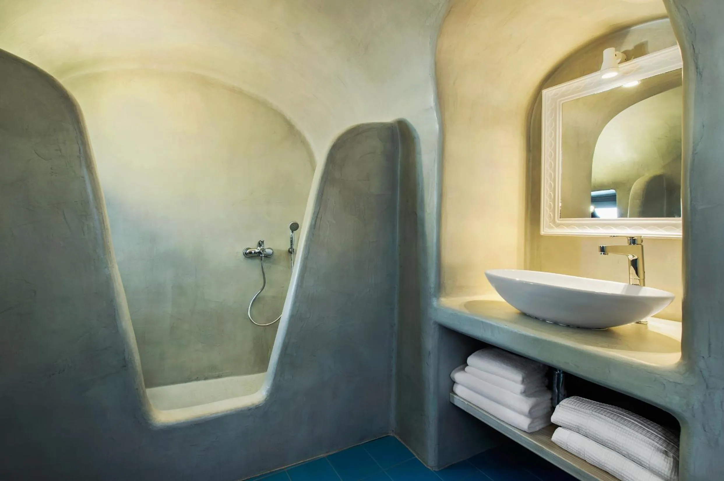 Bathroom in Villa Irini Fira - Adults Only