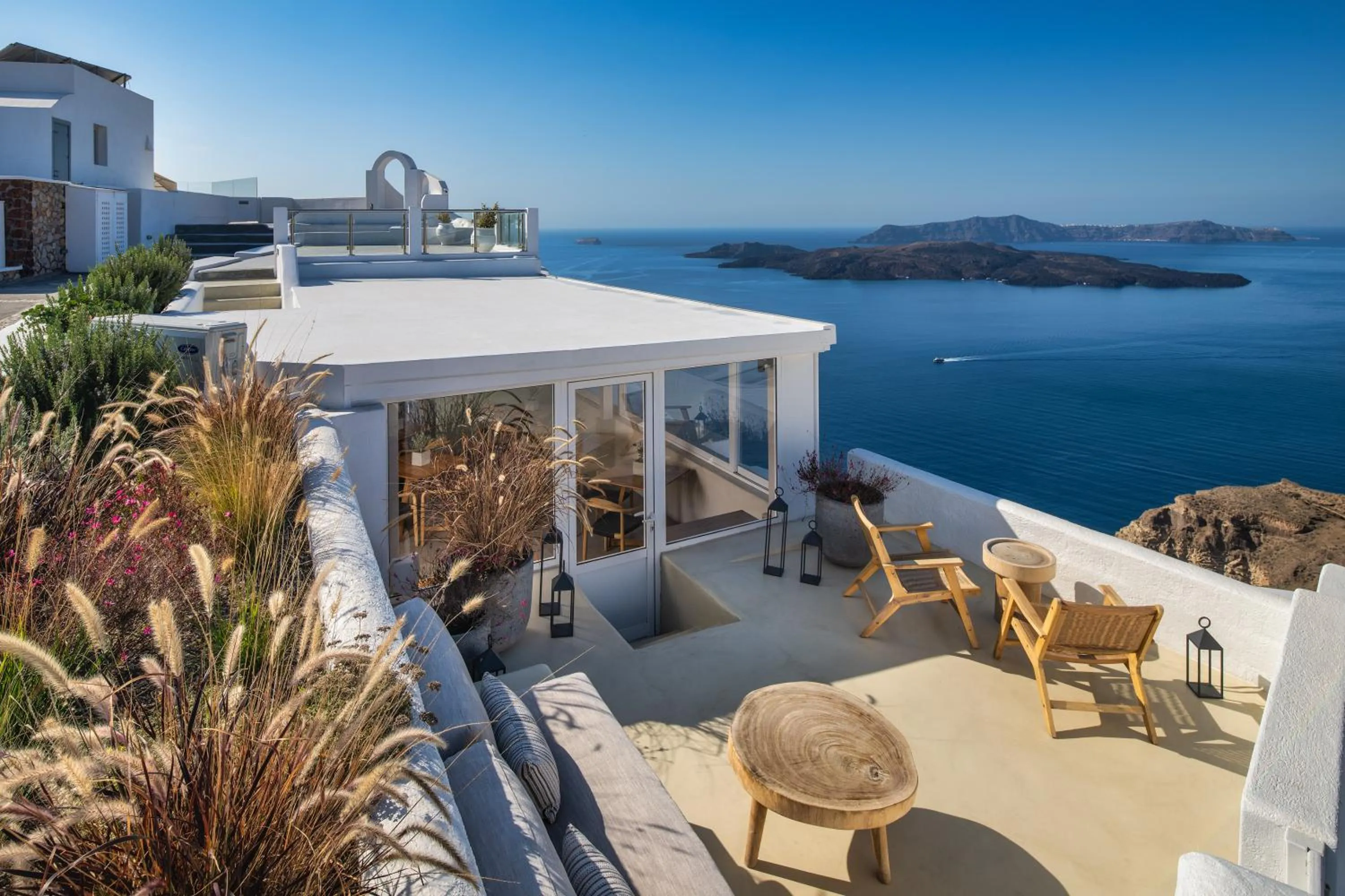 Restaurant/places to eat in Villa Irini Fira - Adults Only