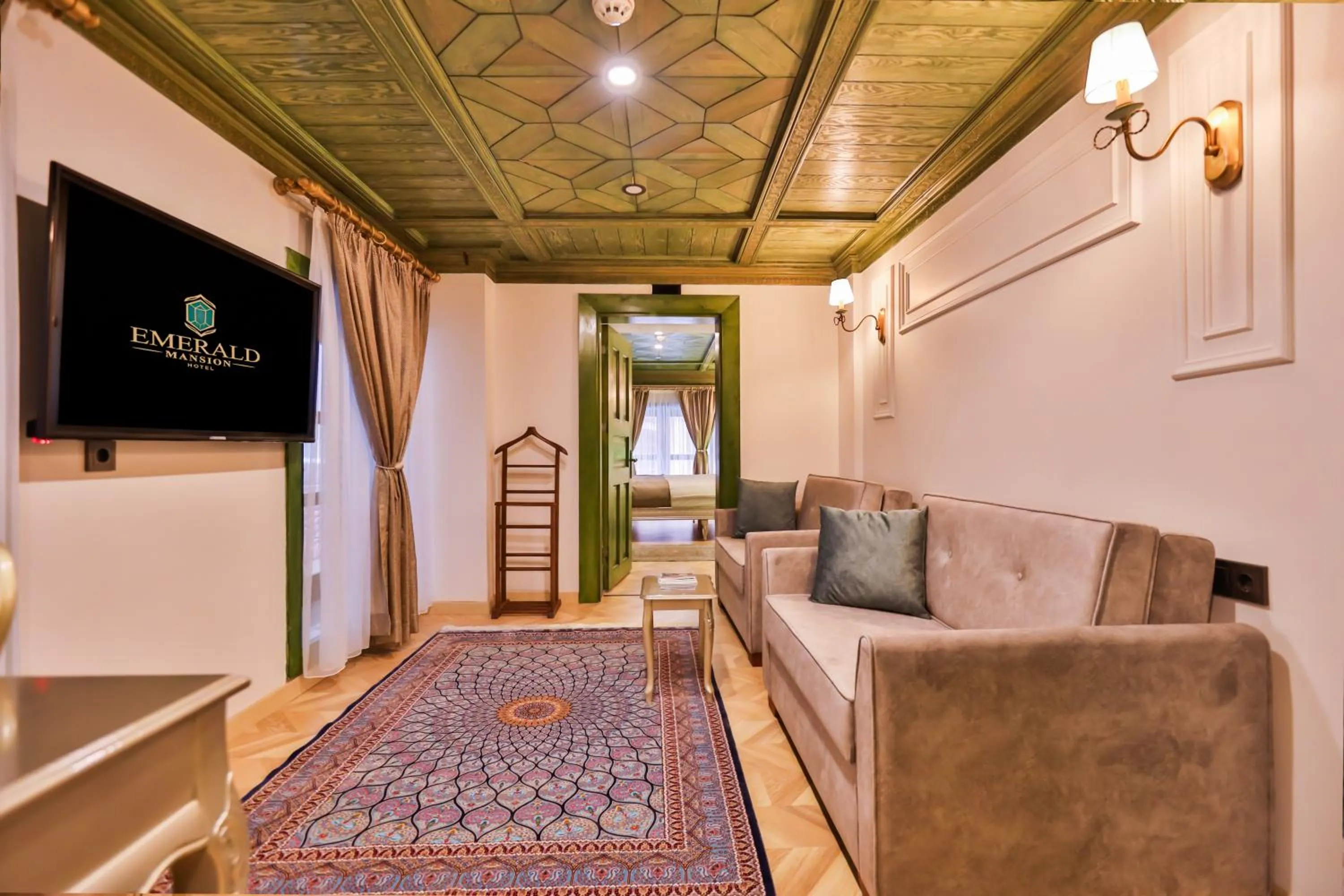 Seating area in Emerald Mansion Hotel
