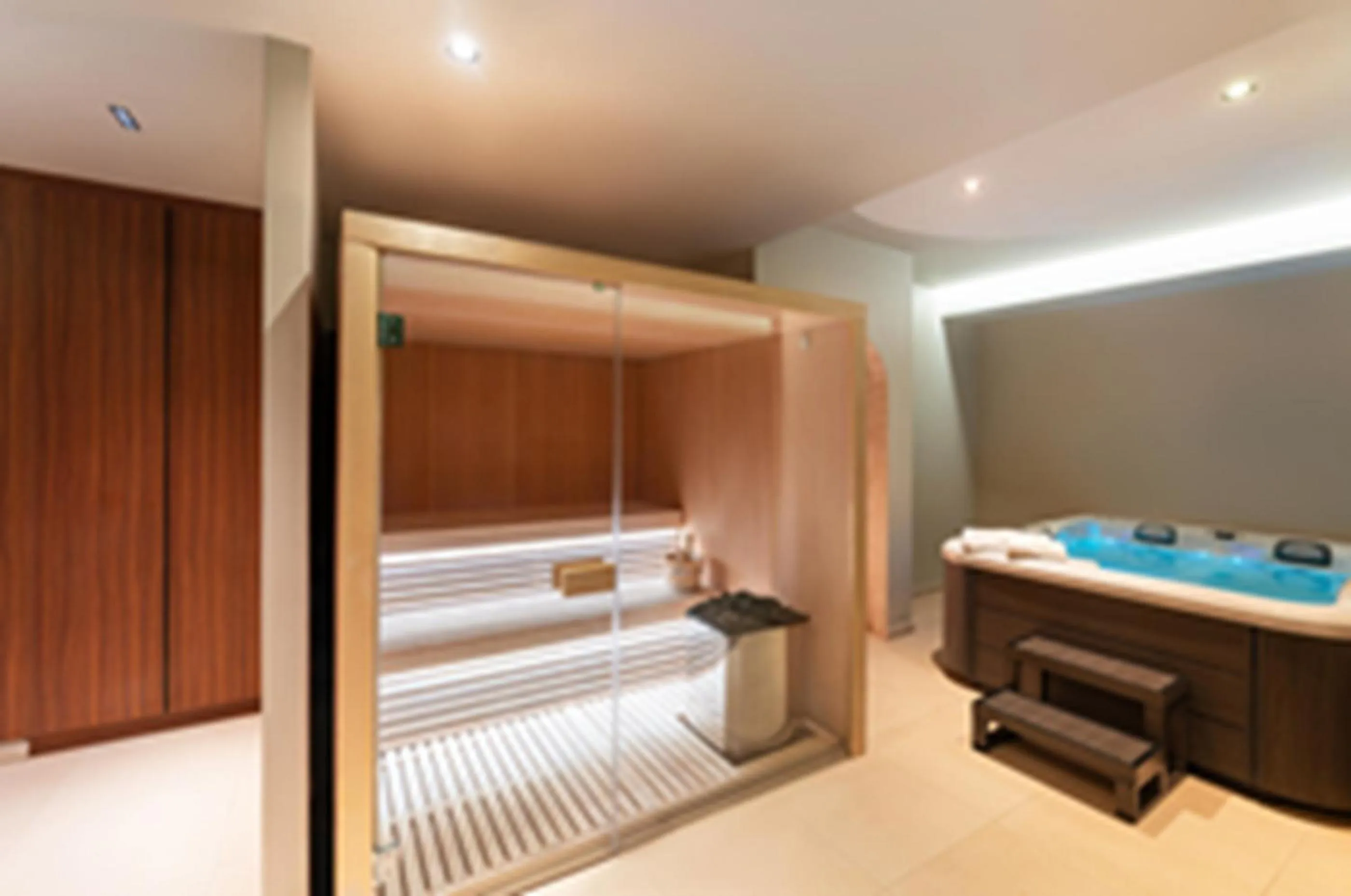 Hot Tub, Bed in Alizo Comfort Chic Stay Rhodes - Adults Only