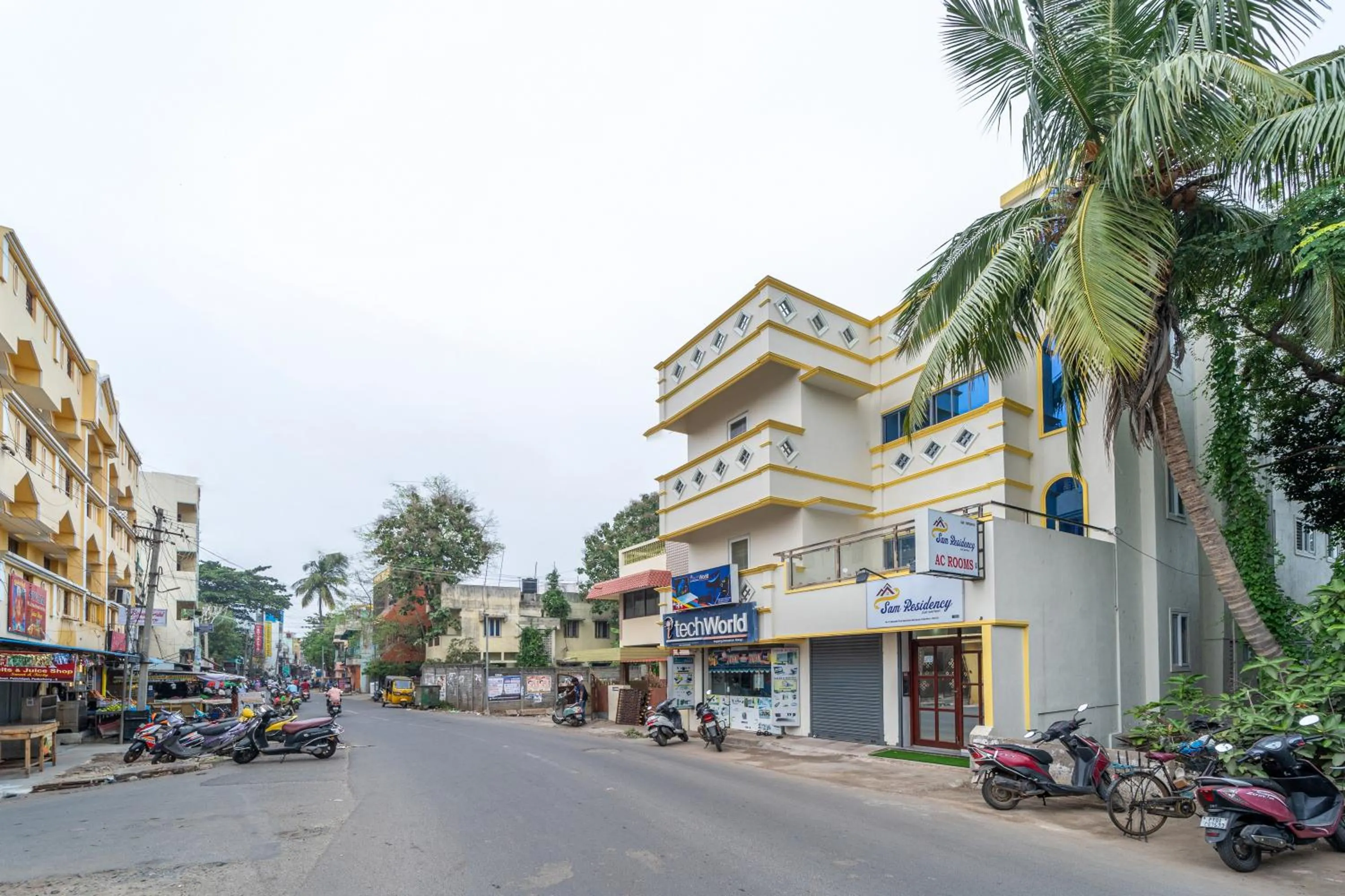 Street view in Sam Residency