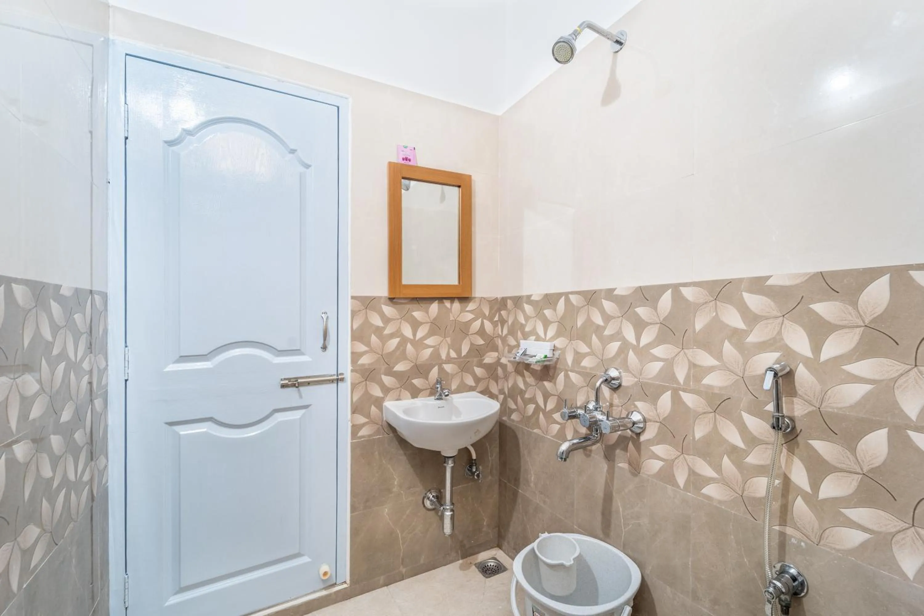 Toilet in Sam Residency