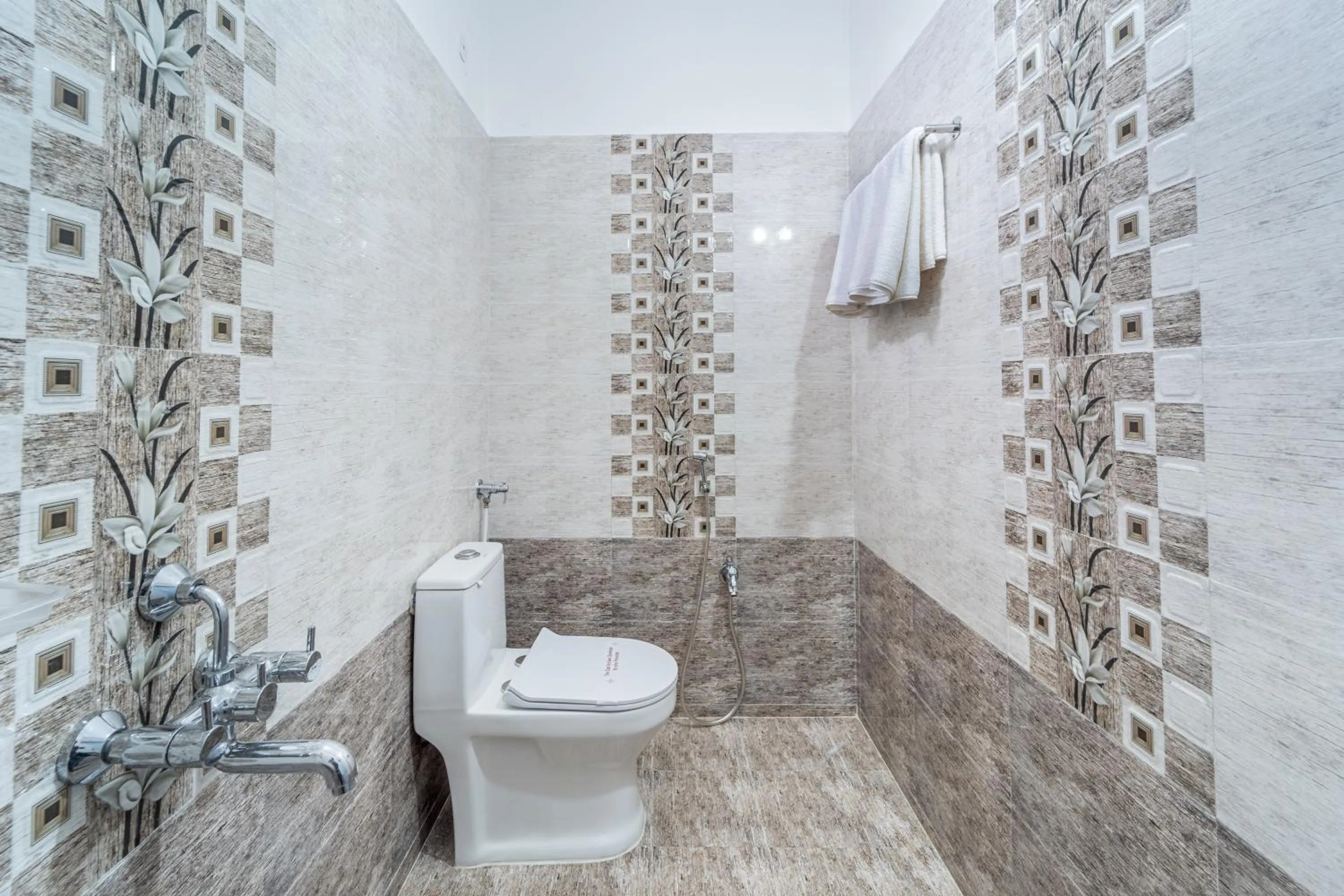 Toilet in Sam Residency
