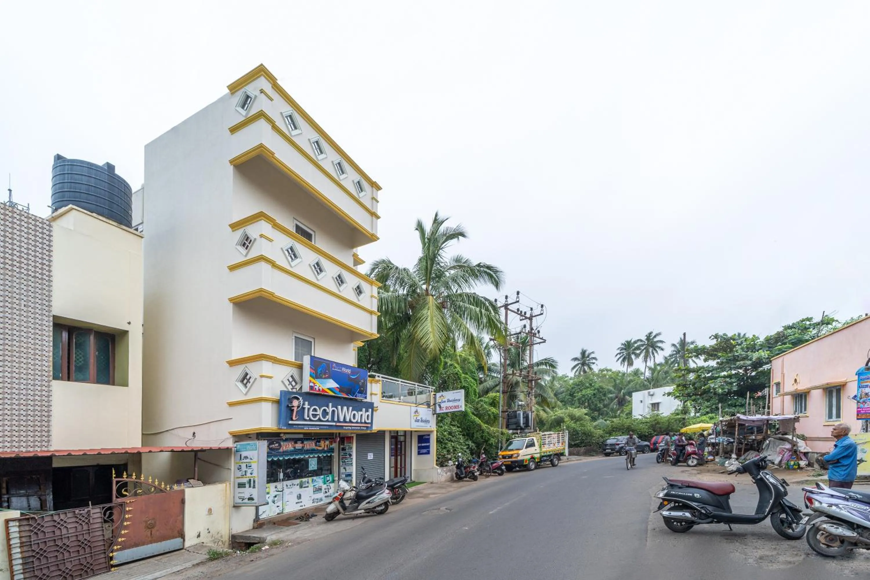 Street view in Sam Residency