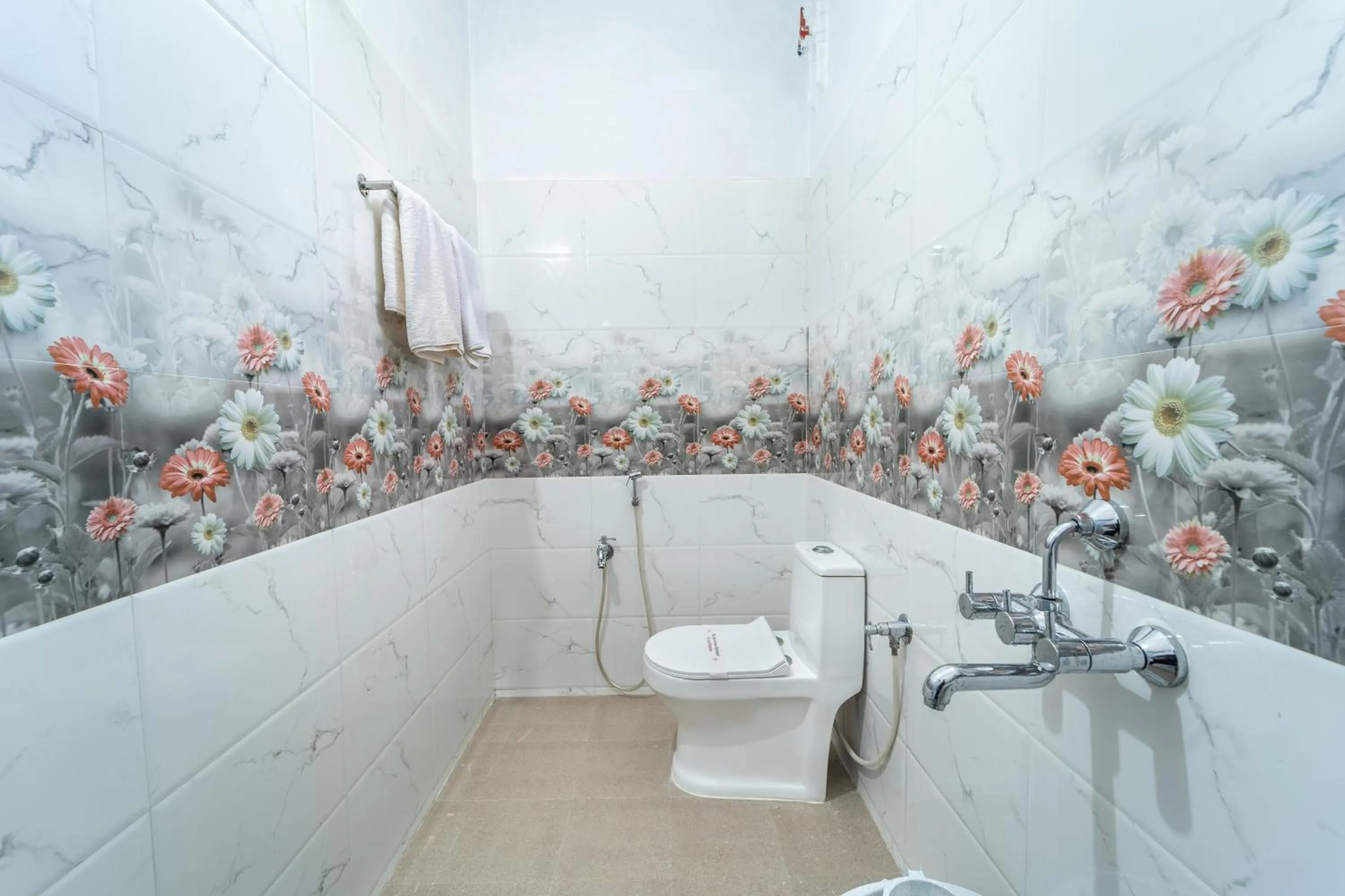 Shower in Sam Residency