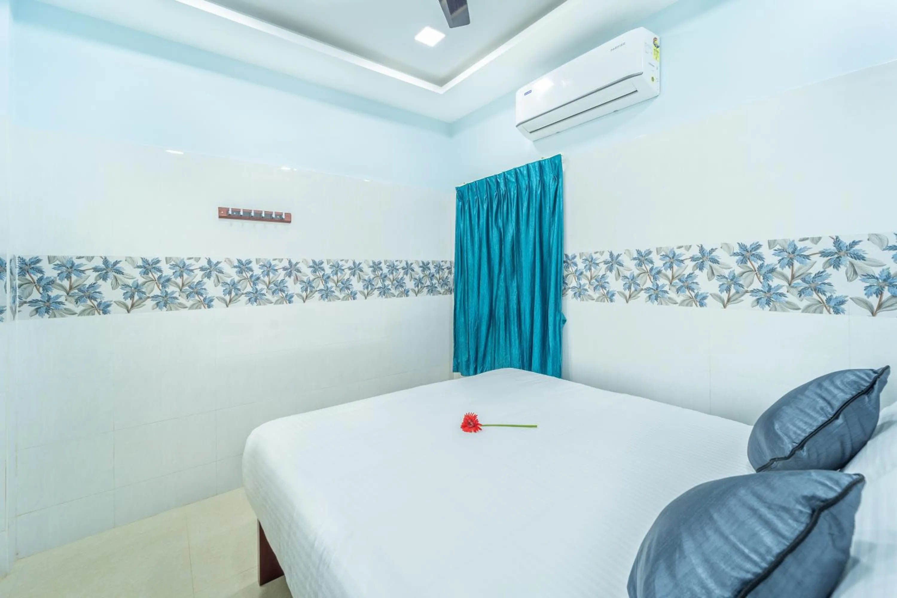 Bedroom, Bed in Sam Residency