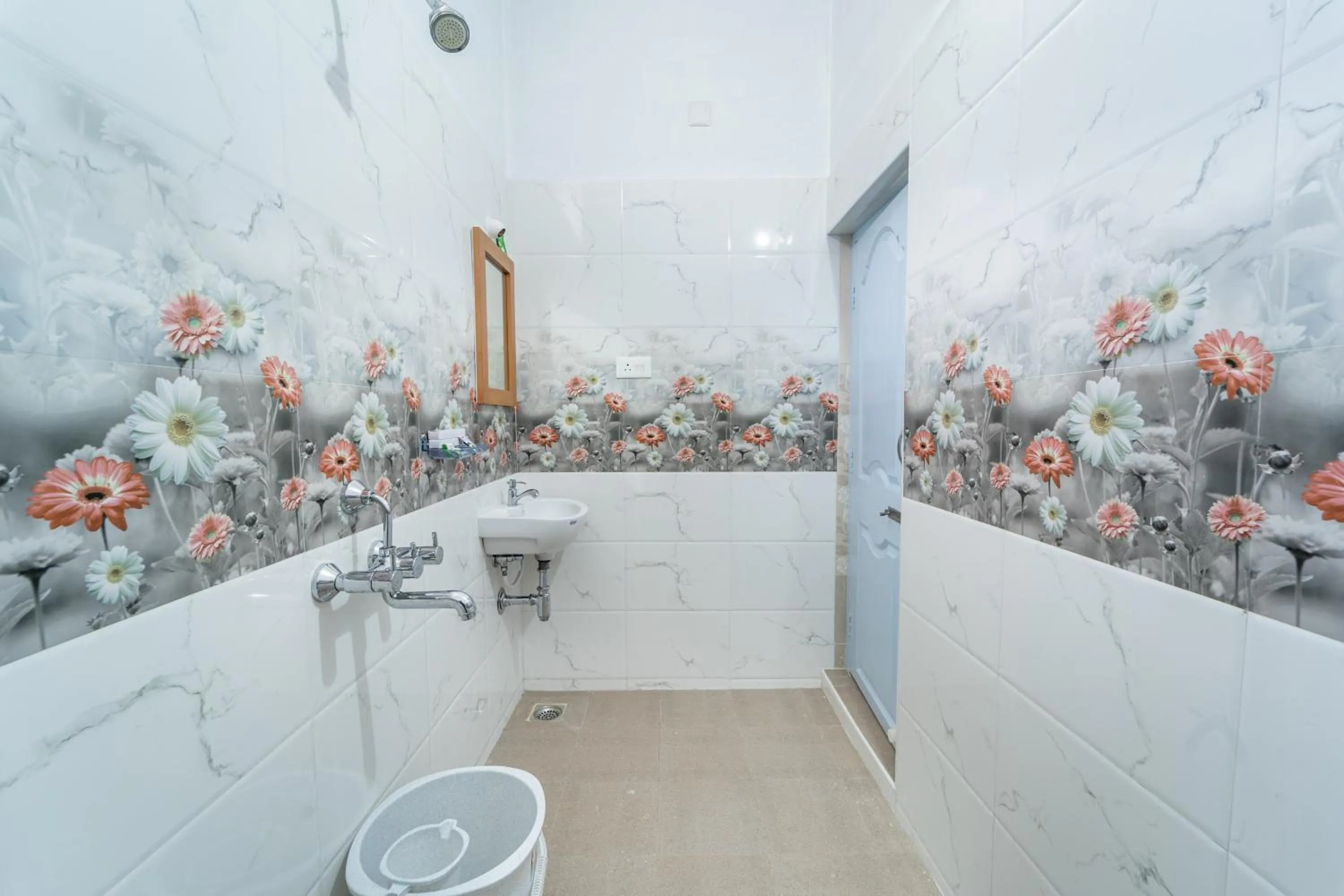 Shower in Sam Residency
