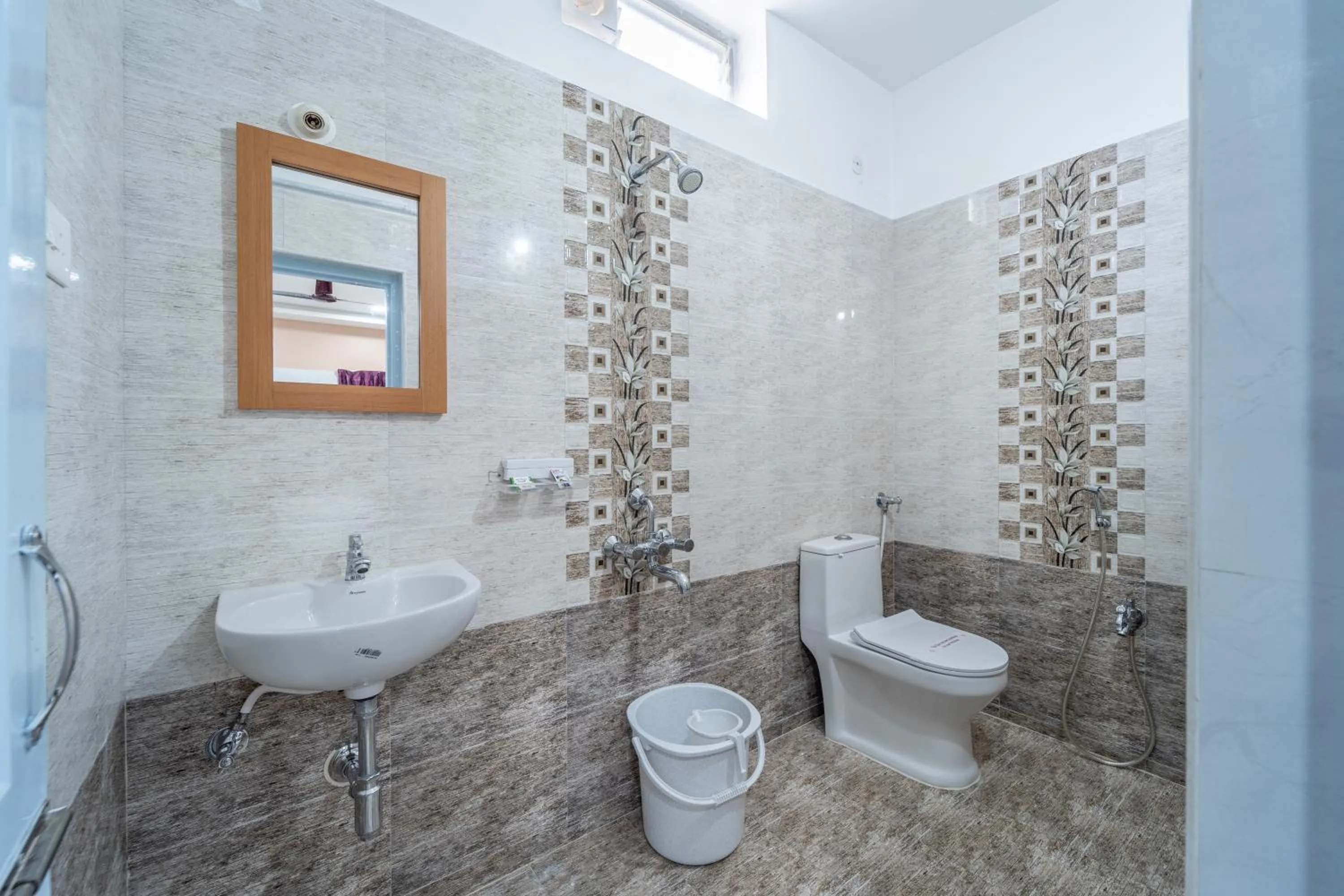 Toilet in Sam Residency