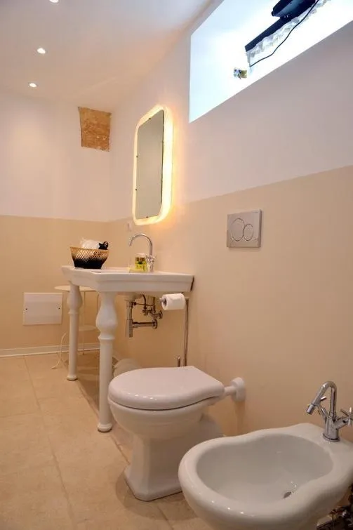 Bathroom in Masseria Palane