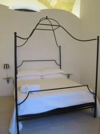 Bed in Masseria Palane
