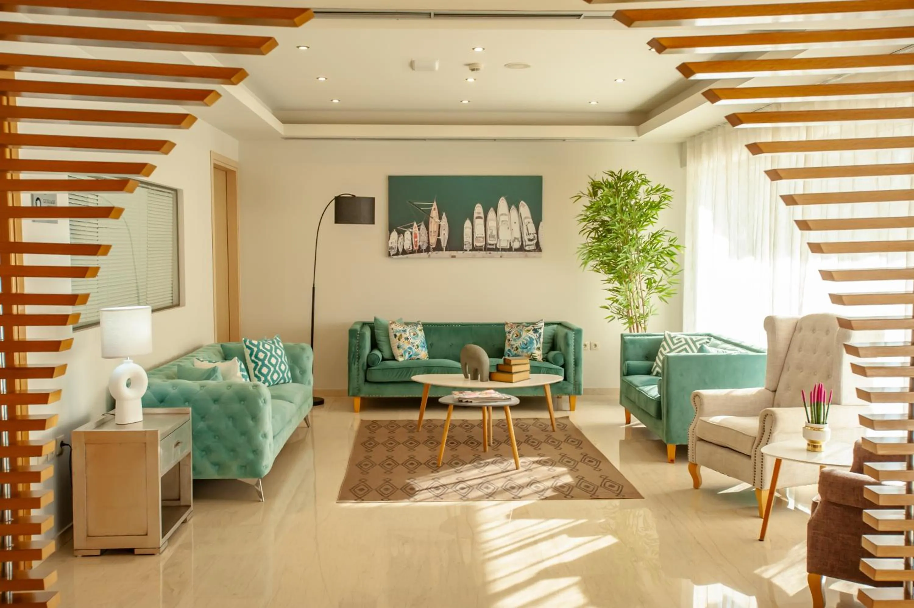 Communal lounge/ TV room in Rhodos Horizon Marina - Adults Only